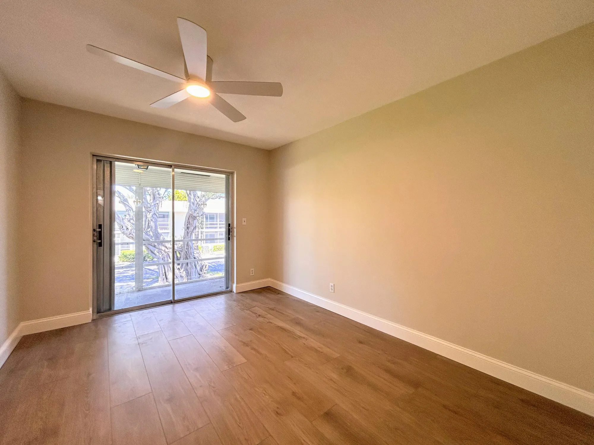 Property Slideshow image 14 of 60 | 620 horizons 201, Boynton Beach, FL, 33435