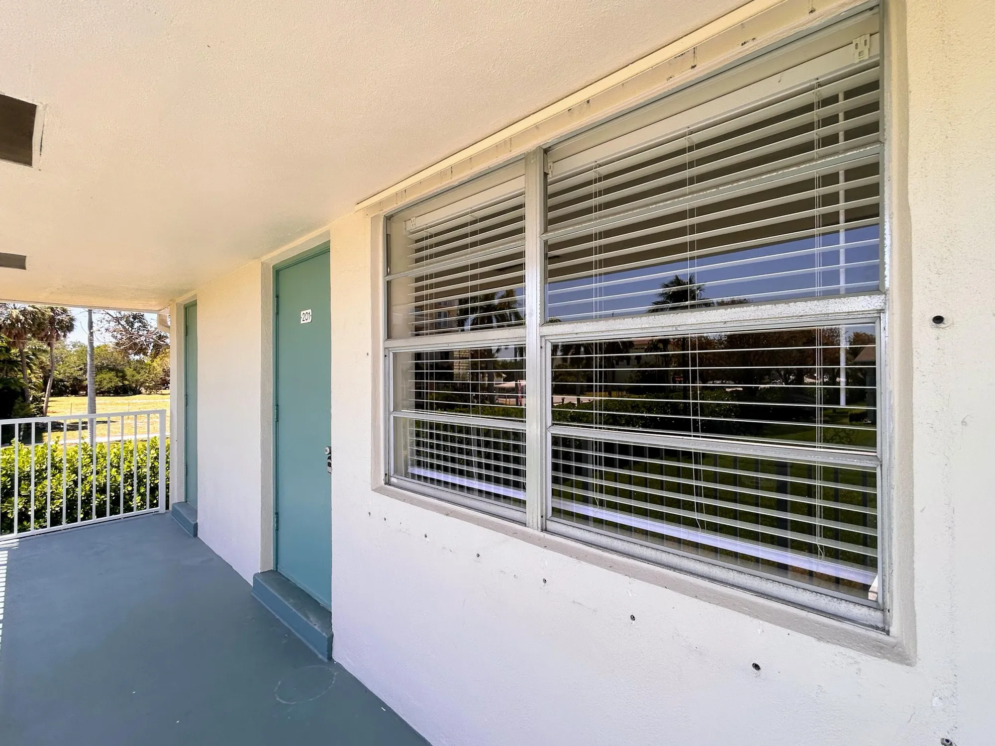 Property Slideshow image 21 of 60 | 620 horizons 201, Boynton Beach, FL, 33435