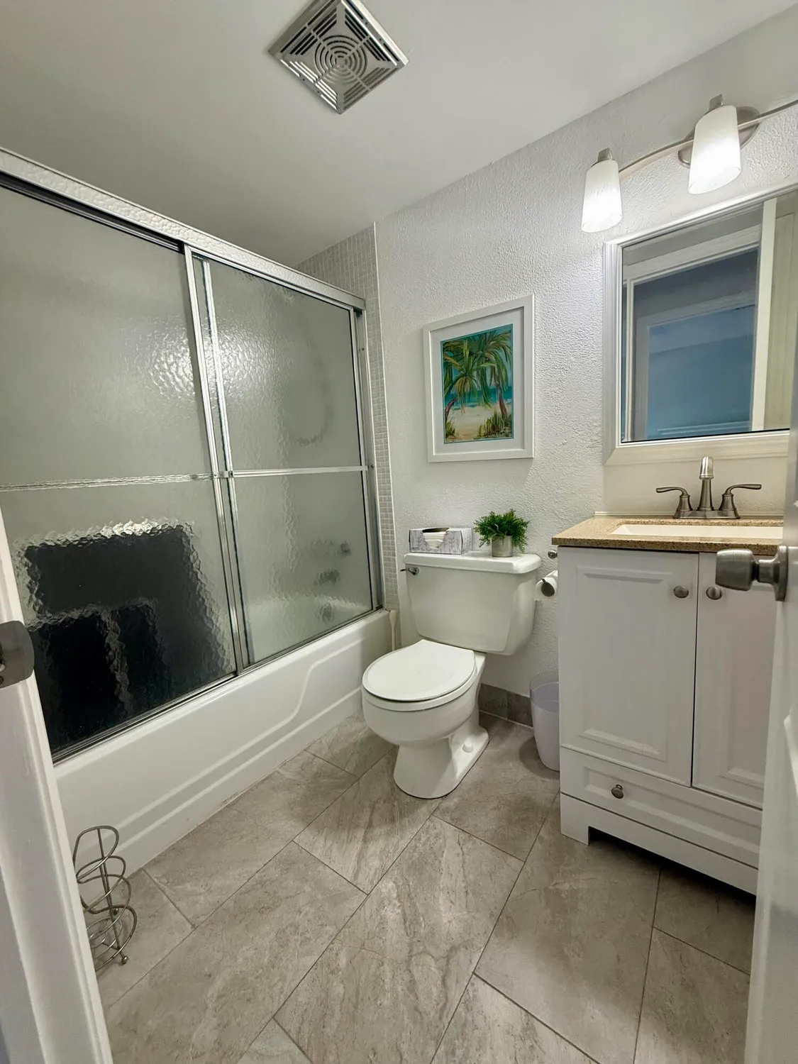 Property Slideshow image 17 of 34 | 1982 sw palm city rd f, Stuart, FL, 34994