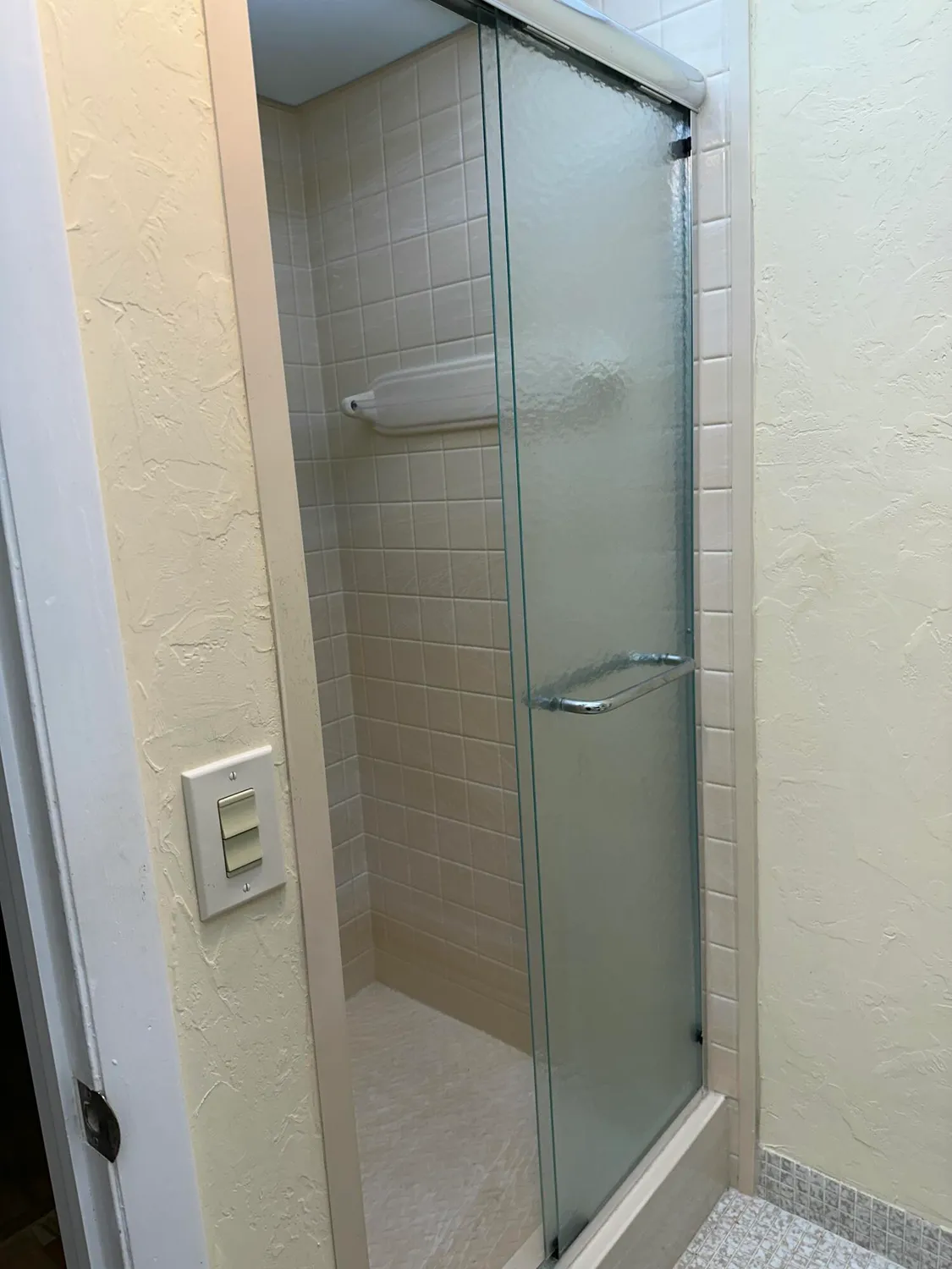 Property Slideshow image 7 of 11 | 313 normandy g, Delray Beach, FL, 33484