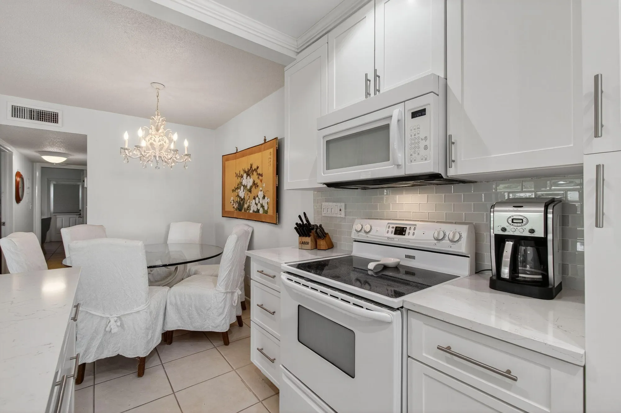 Property Slideshow image 13 of 37 | 300 high point blvd a, Delray Beach, FL, 33445