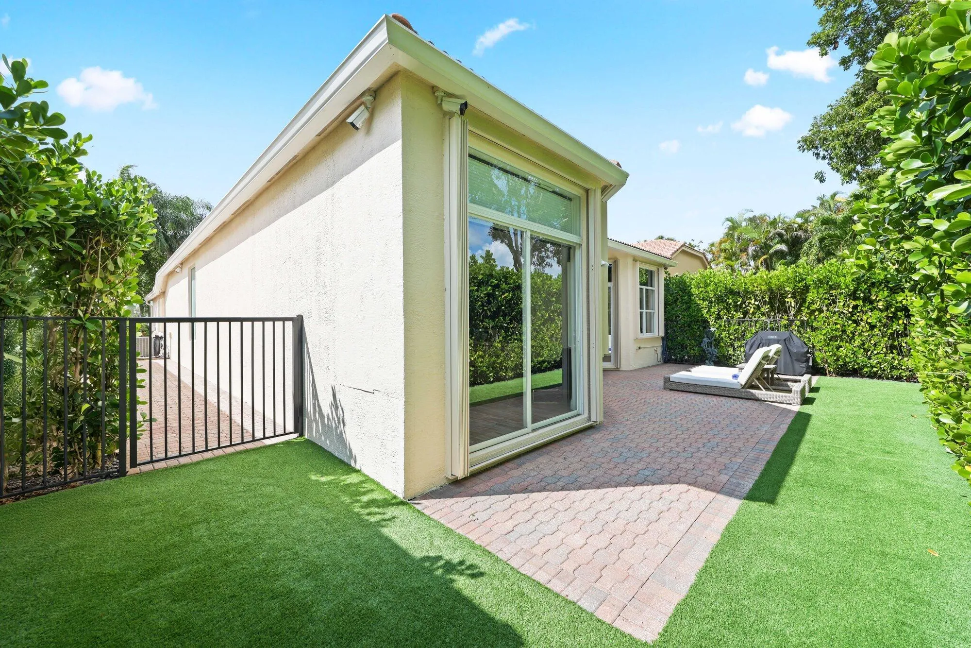 Property Slideshow image 40 of 60 | 9469 via elegante, Wellington, FL, 33411