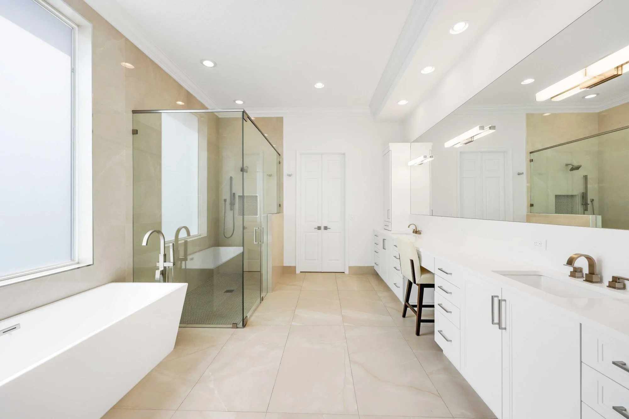 Property Slideshow image 22 of 60 | 9469 via elegante, Wellington, FL, 33411