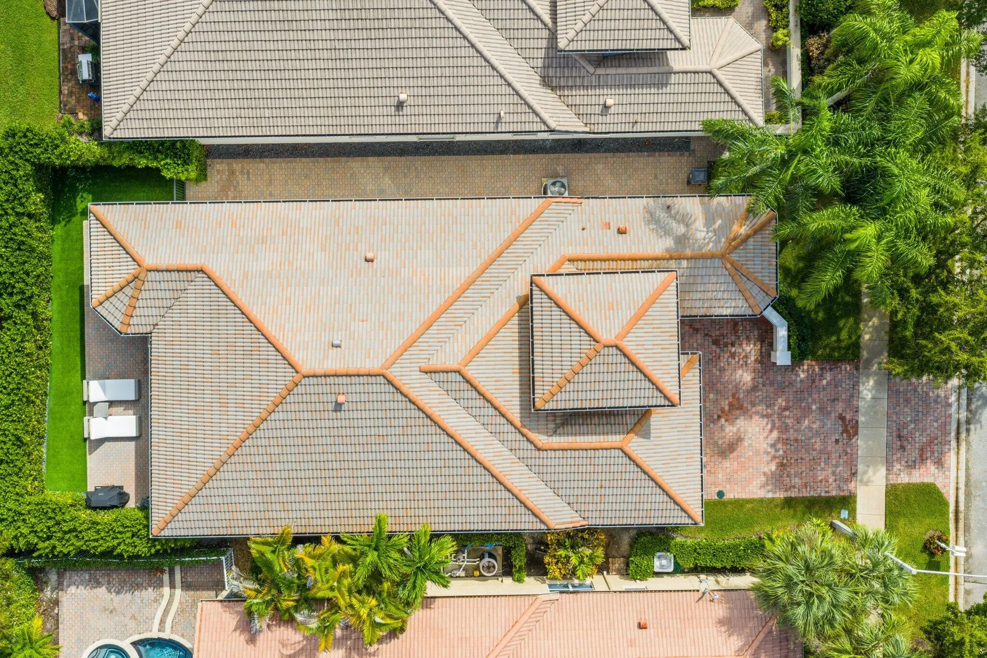 Property Slideshow image 44 of 60 | 9469 via elegante, Wellington, FL, 33411