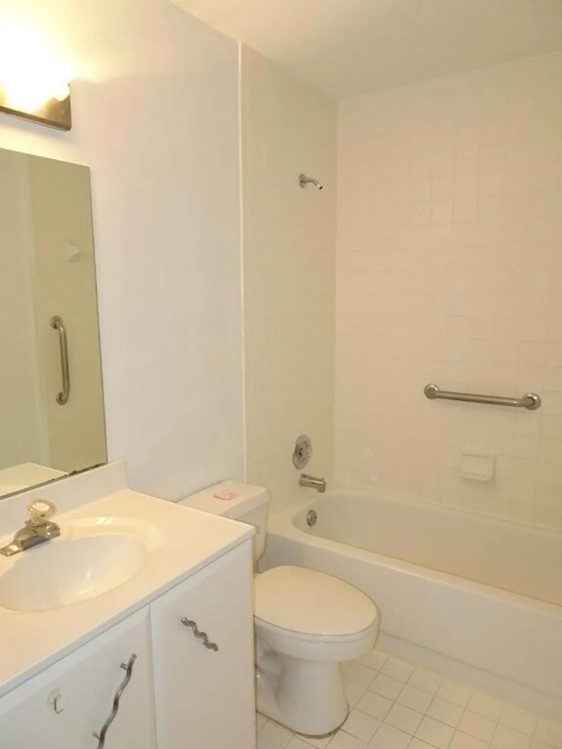 Property Slideshow image 12 of 18 | 9637 shadybrook dr 201, Boynton Beach, FL, 33437