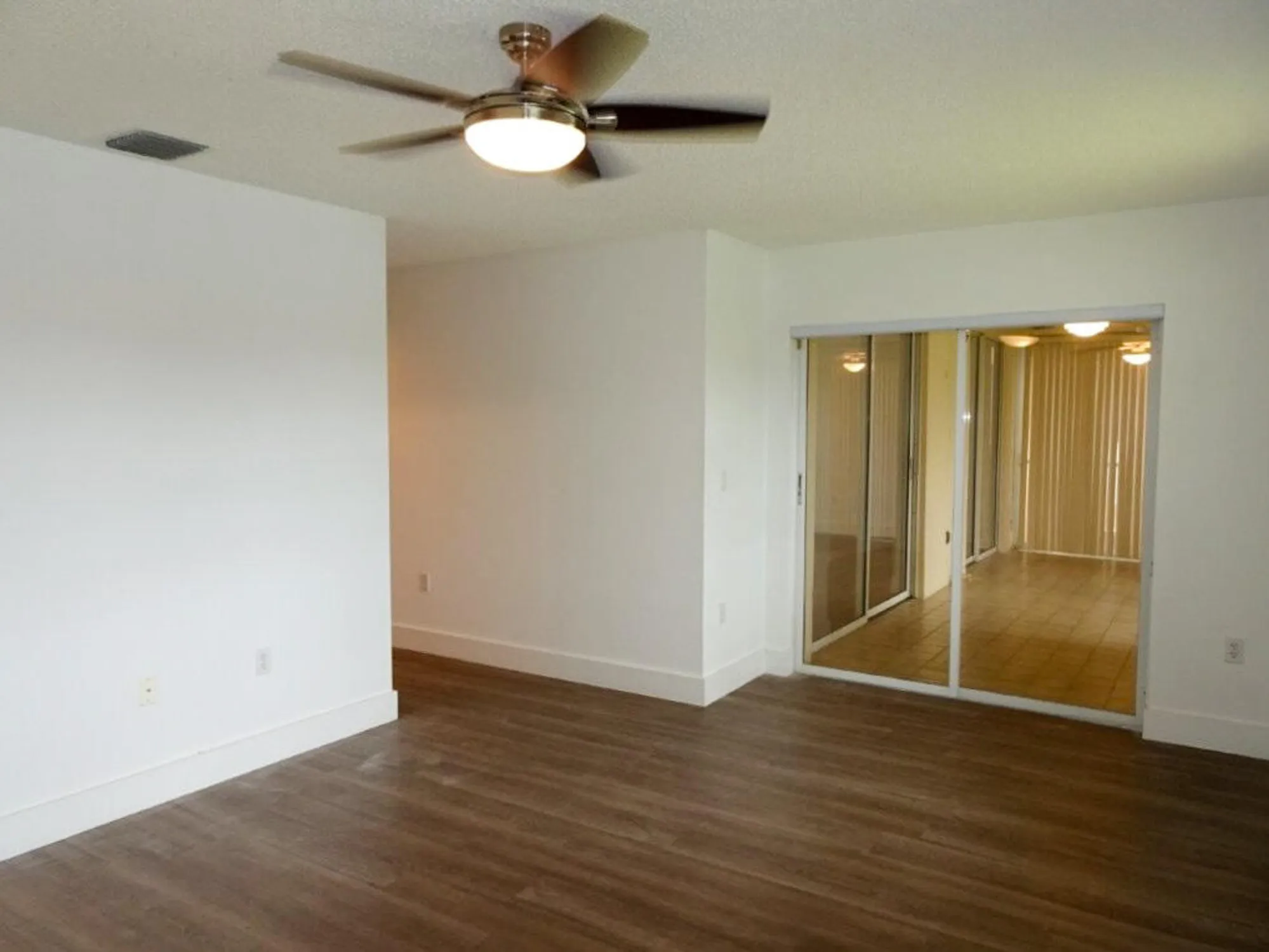 Property Slideshow image 7 of 18 | 9637 shadybrook dr 201, Boynton Beach, FL, 33437