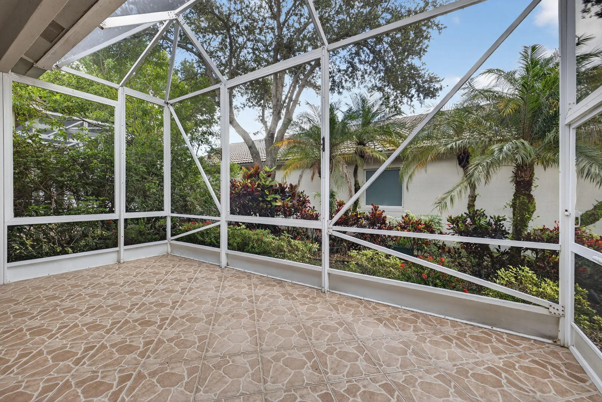 Property Slideshow image 29 of 43 | 9894 san luca st, Lake Worth, FL, 33467
