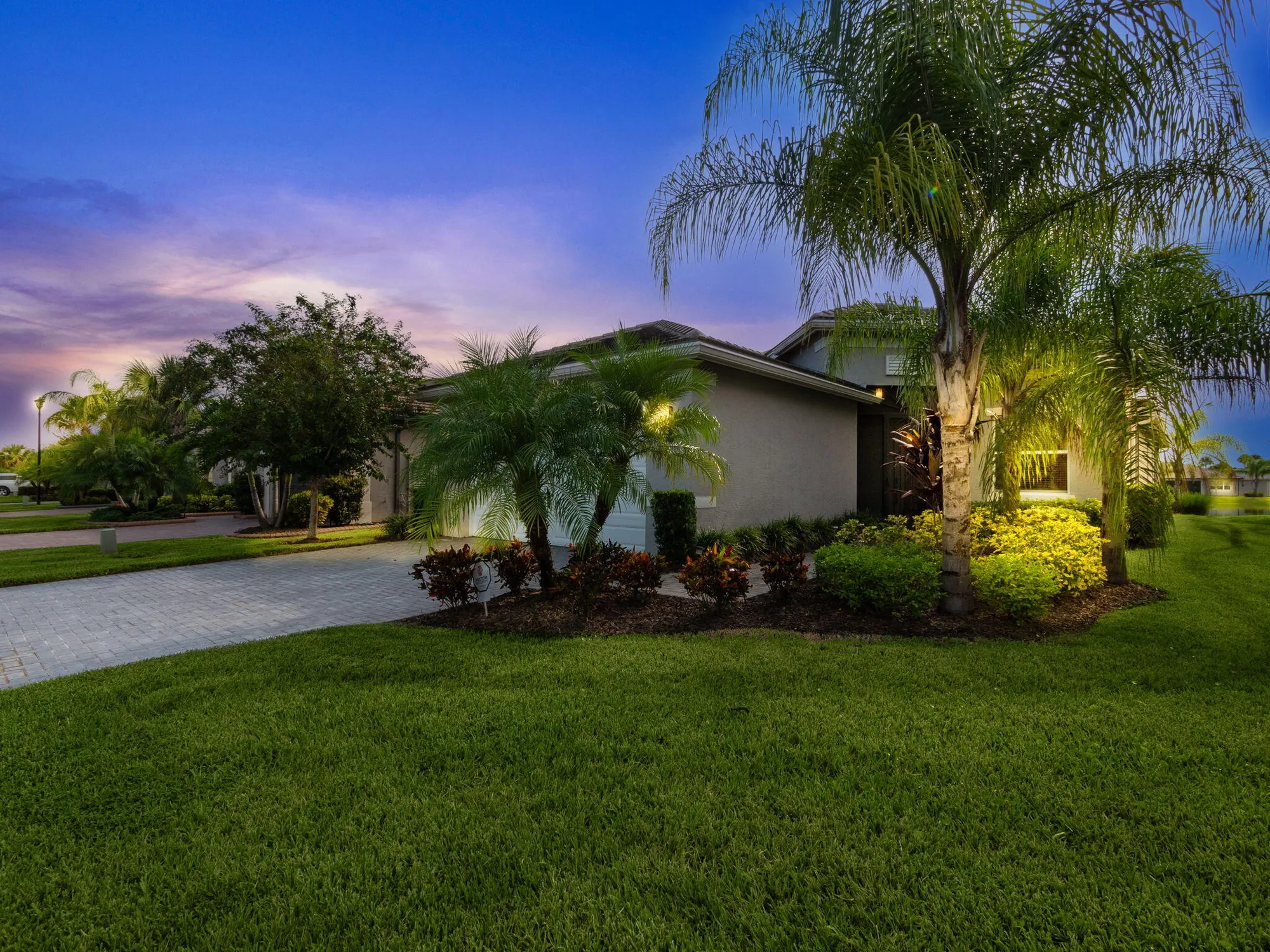 Property Slideshow image 1 of 121 | 11725 sw brighton falls dr, Port Saint Lucie, FL, 34987