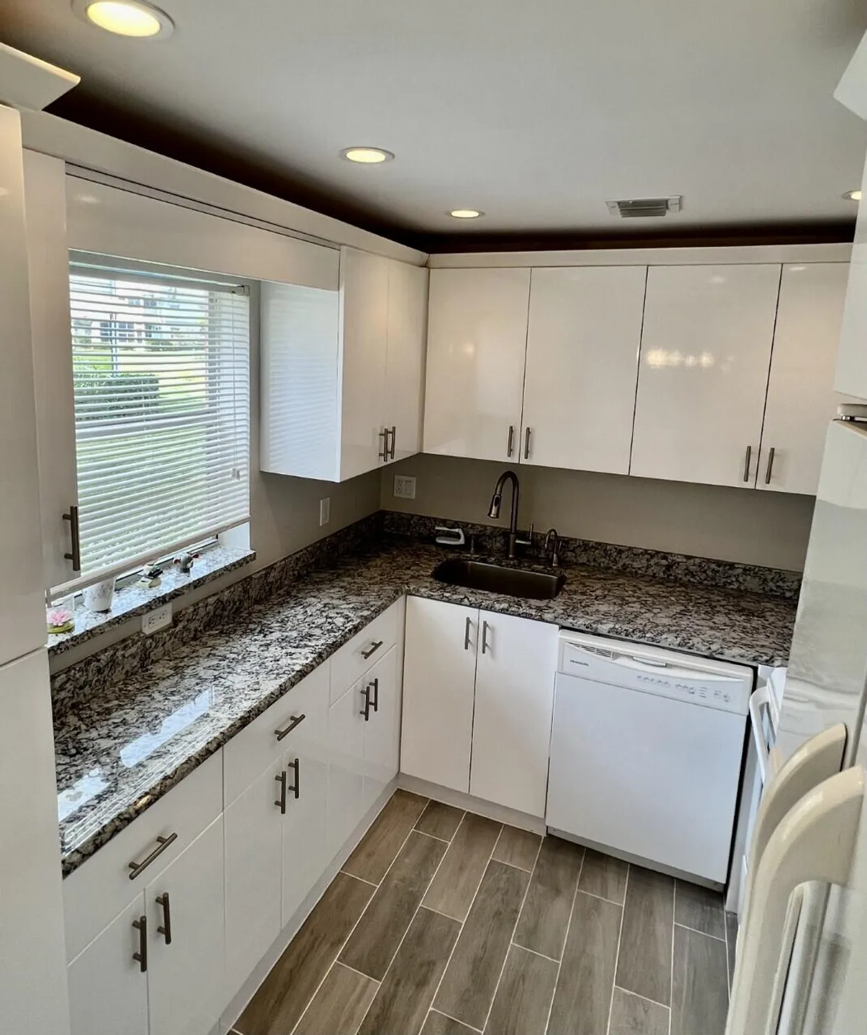 Property Slideshow image 4 of 50 | 20 saxony a, Delray Beach, FL, 33446