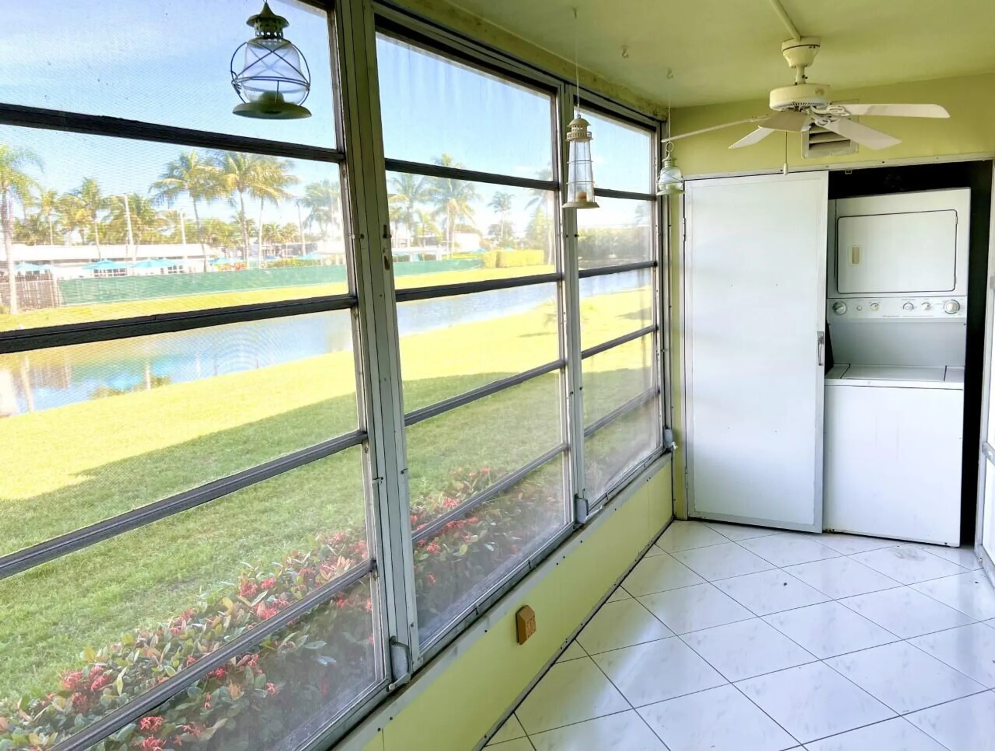 Property Slideshow image 9 of 50 | 20 saxony a, Delray Beach, FL, 33446