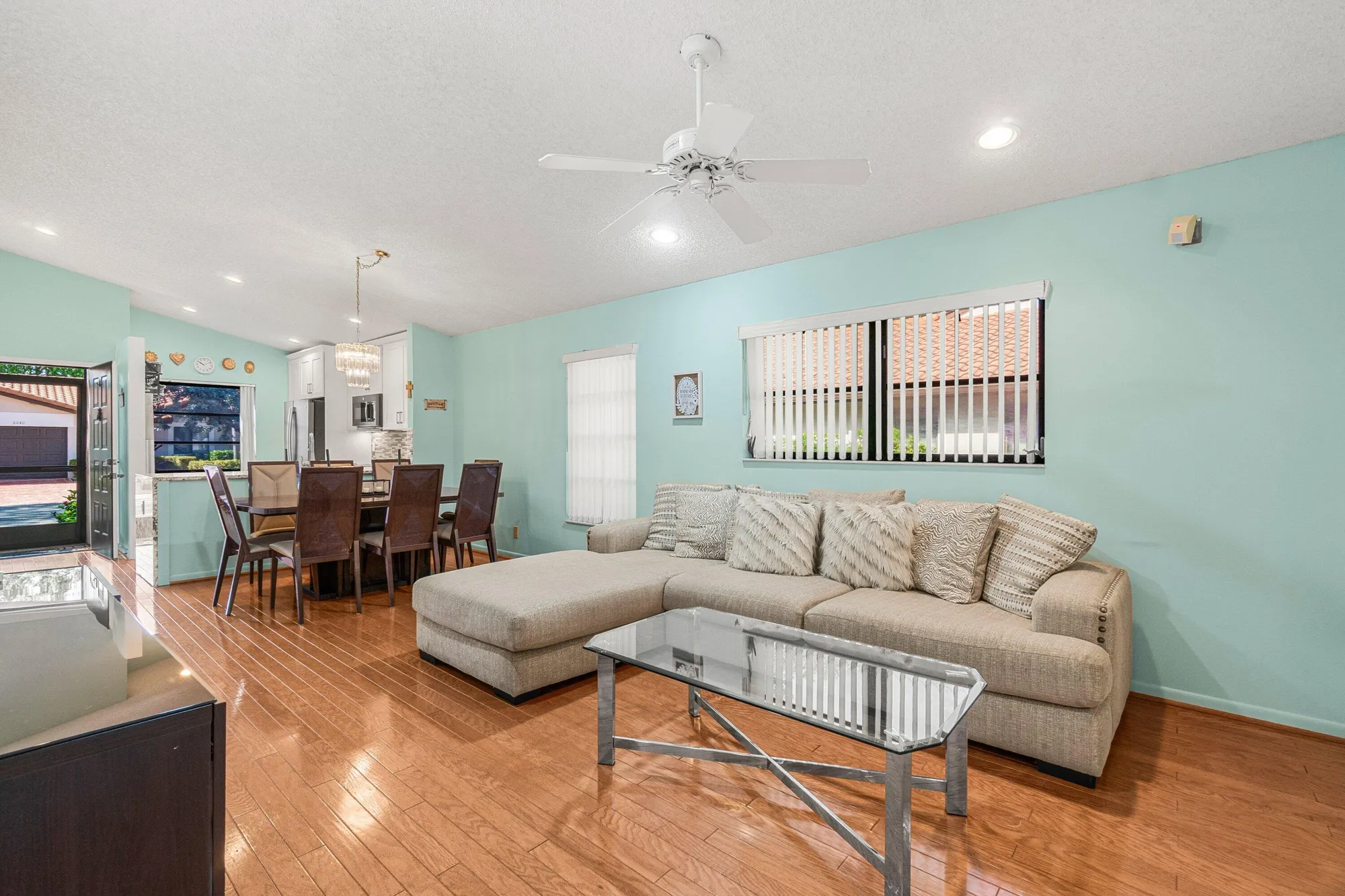 Property Slideshow image 11 of 45 | 6235 kings gate cir, Delray Beach, FL, 33484