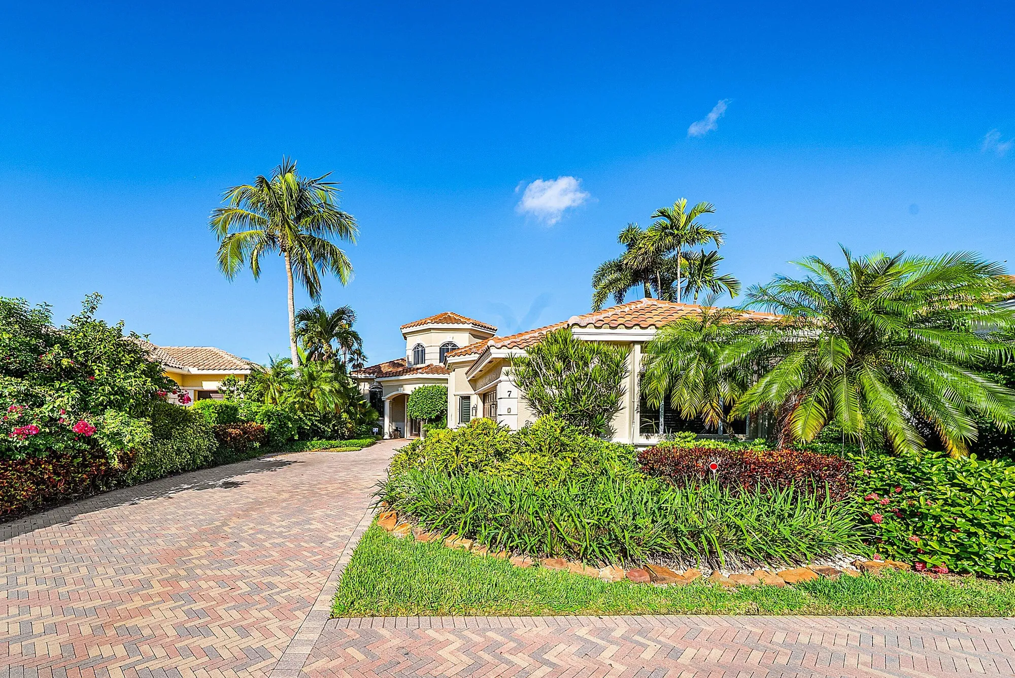 Property Slideshow image 1 of 62 | 7 island dr, Boynton Beach, FL, 33436