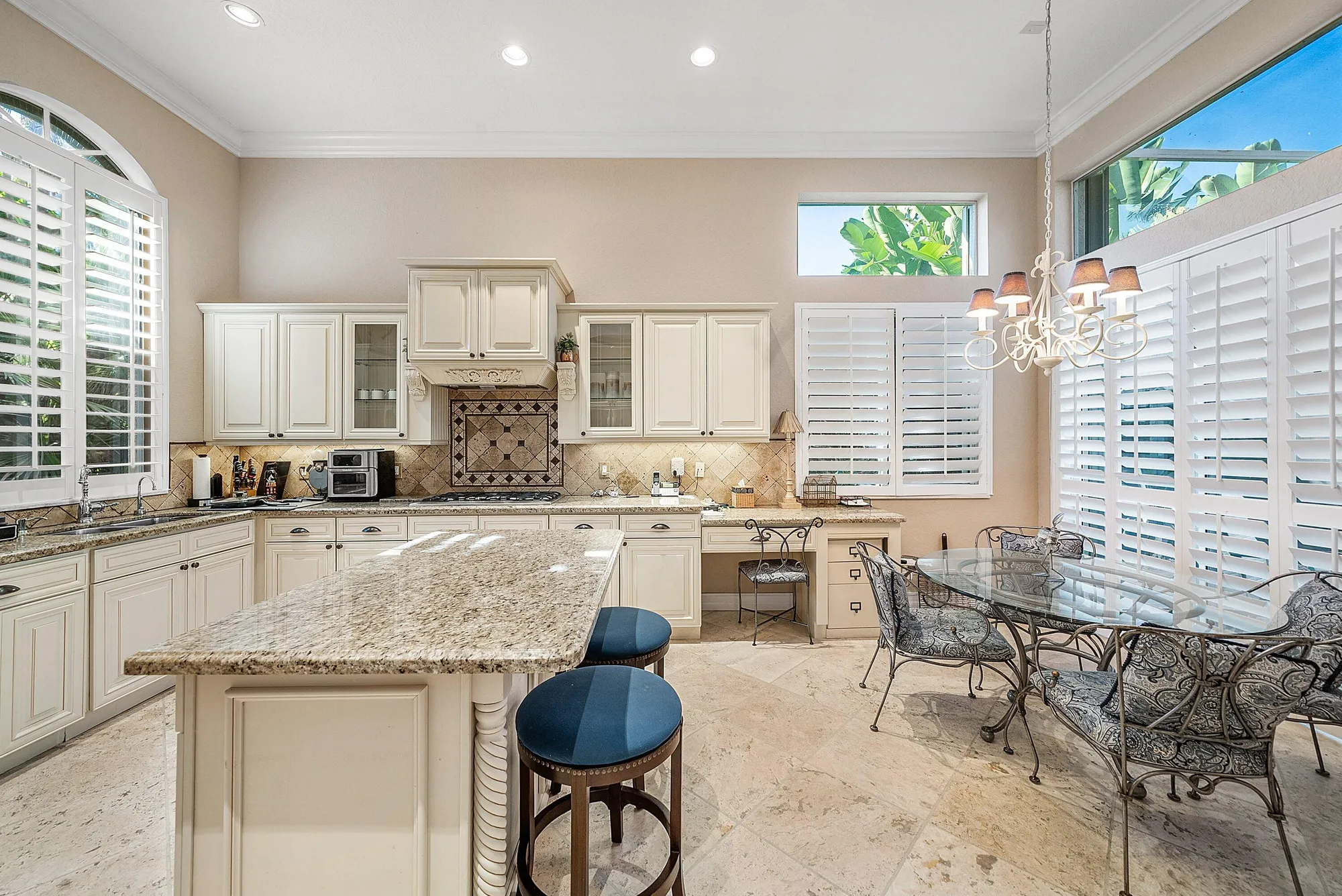 Property Slideshow image 15 of 62 | 7 island dr, Boynton Beach, FL, 33436