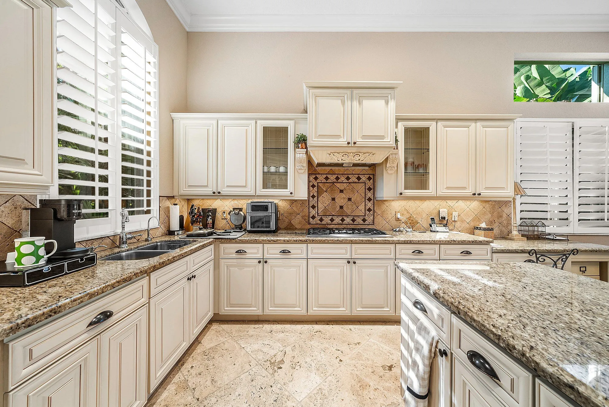 Property Slideshow image 18 of 62 | 7 island dr, Boynton Beach, FL, 33436