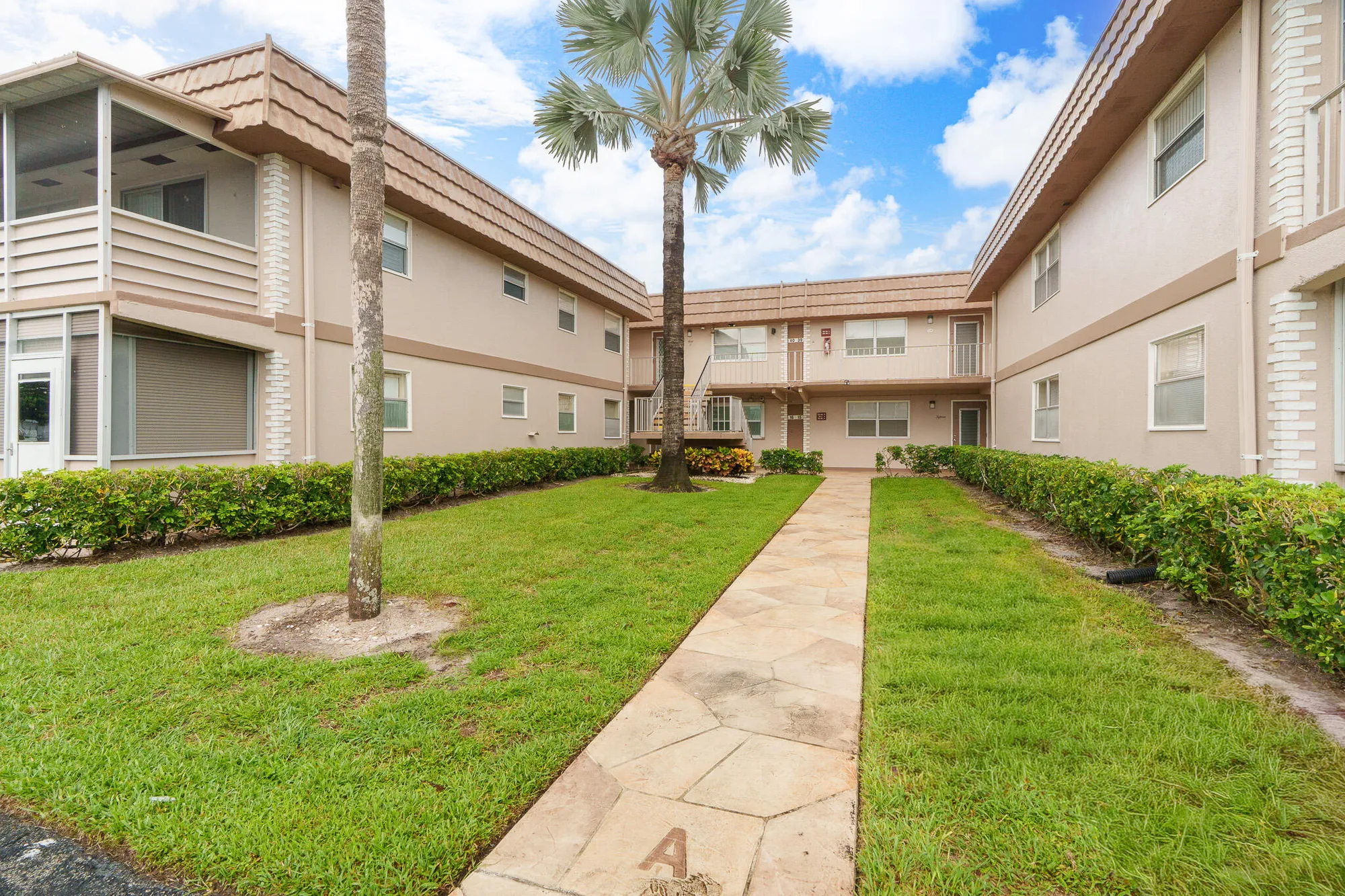 Property Slideshow image 28 of 38 | 16 brittany a, Delray Beach, FL, 33446