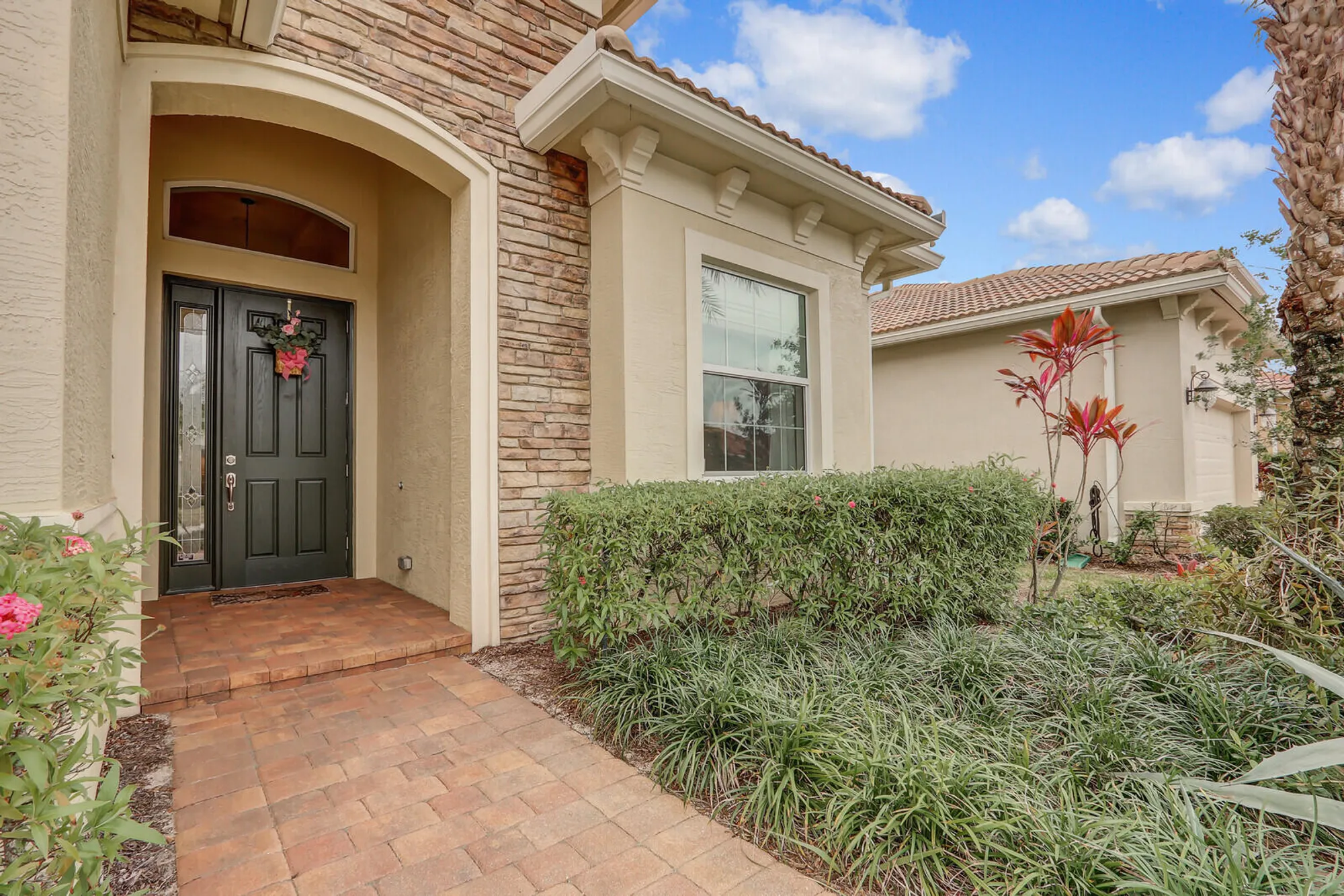 Property Slideshow image 12 of 74 | 18029 sw cosenza way, Port Saint Lucie, FL, 34986