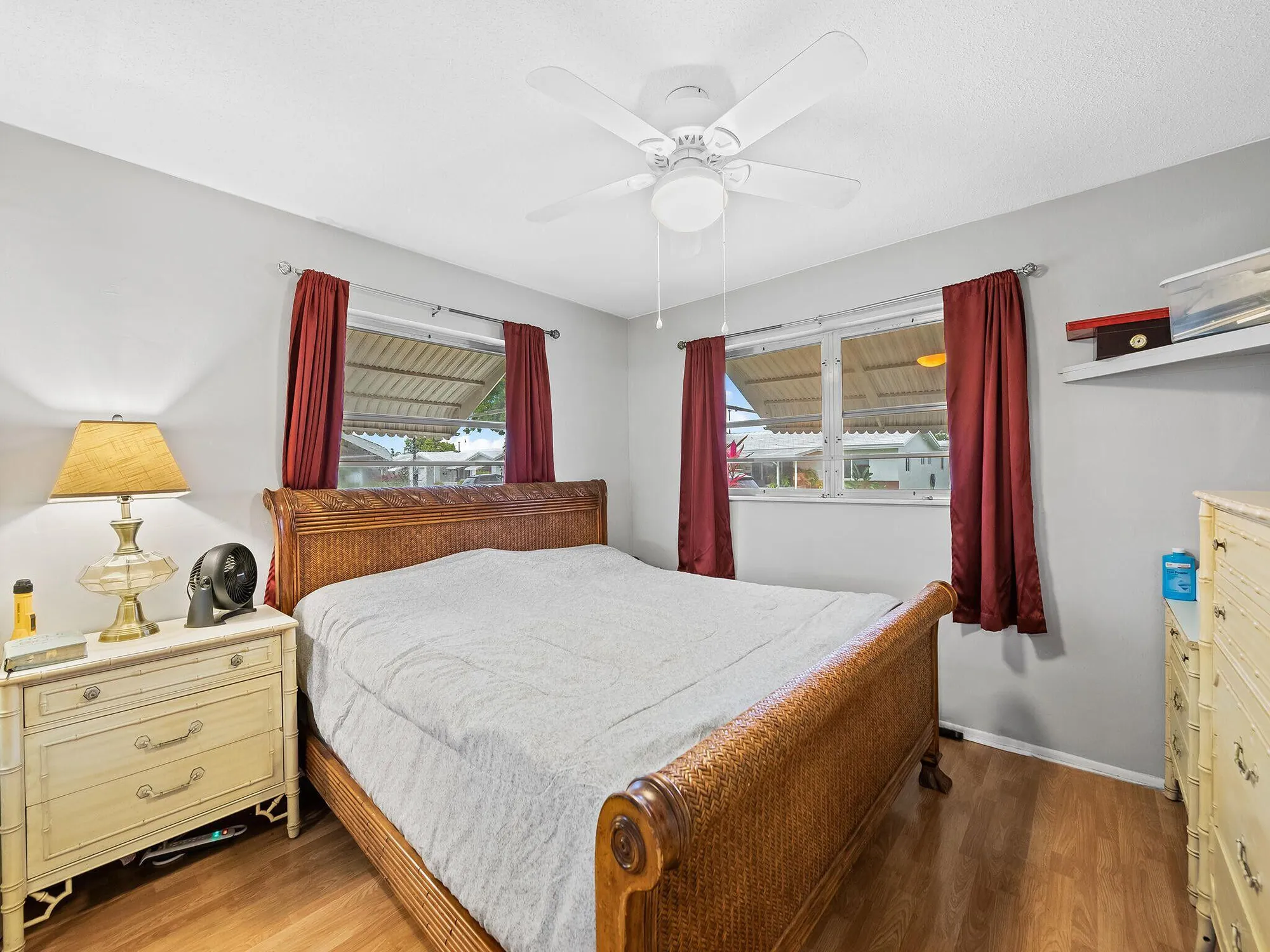 Property Slideshow image 12 of 17 | 210 nw 25th ct, Pompano Beach, FL, 33064