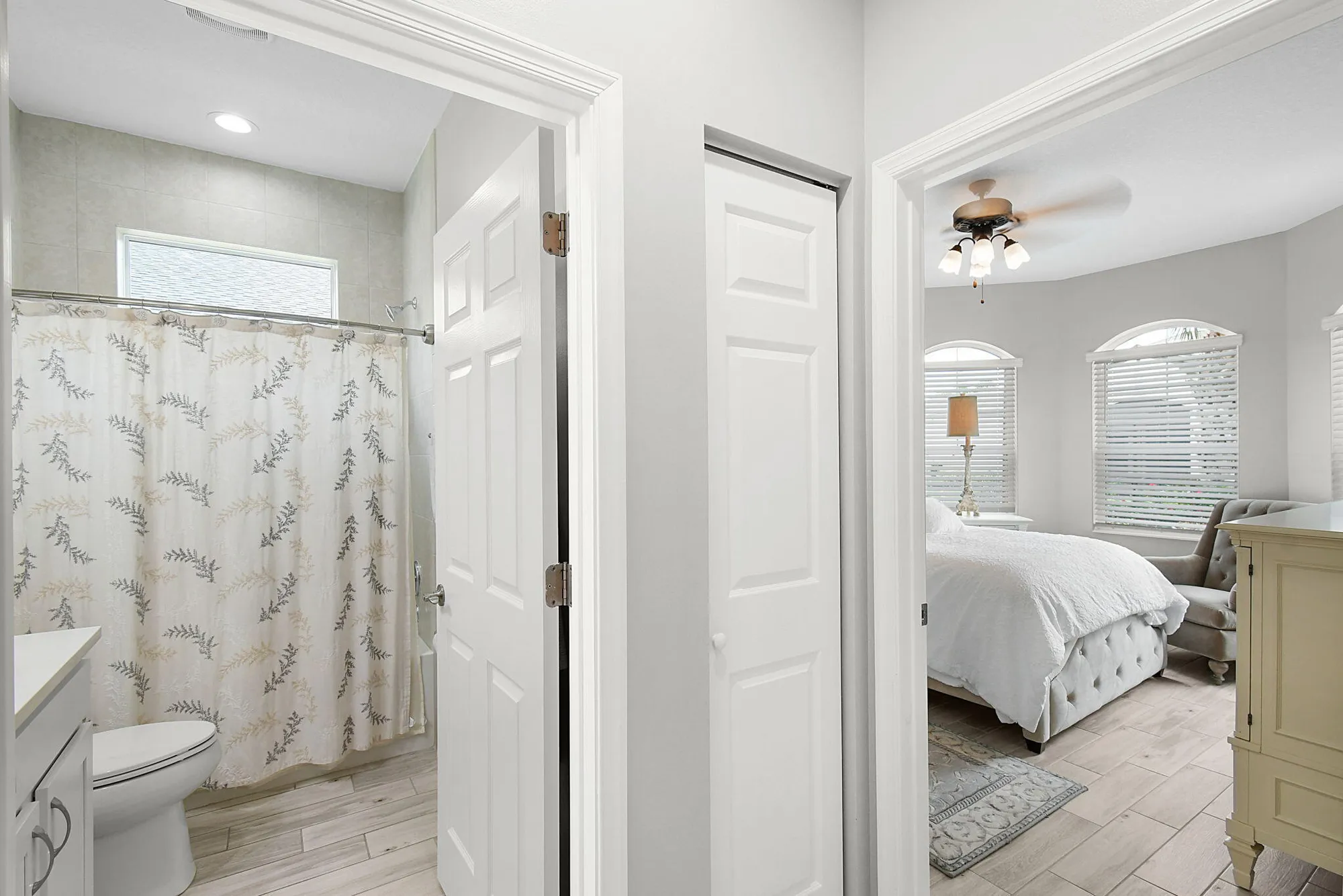 Property Slideshow image 36 of 124 | 12759 sw lake fern cir, Port Saint Lucie, FL, 34987