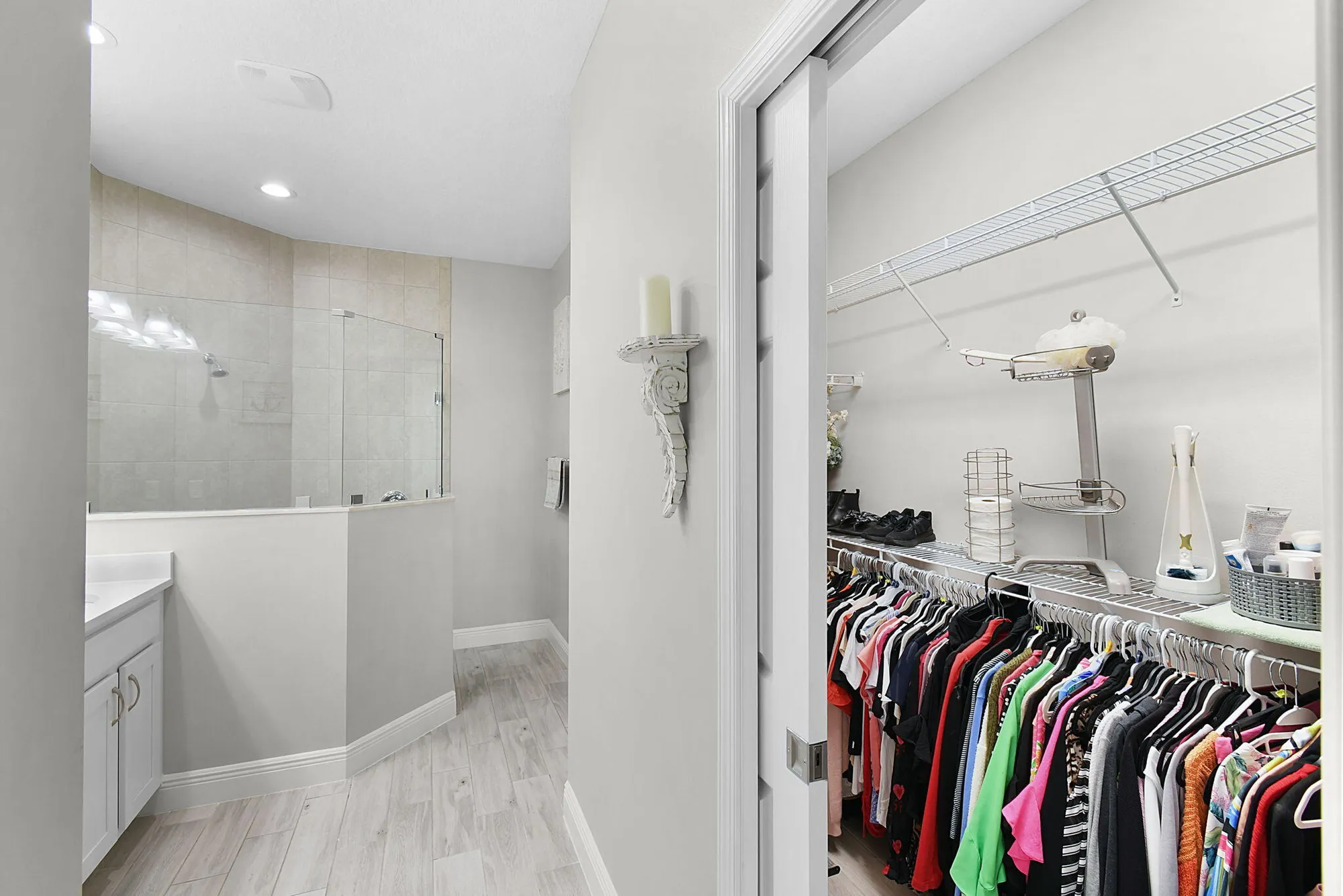 Property Slideshow image 32 of 124 | 12759 sw lake fern cir, Port Saint Lucie, FL, 34987