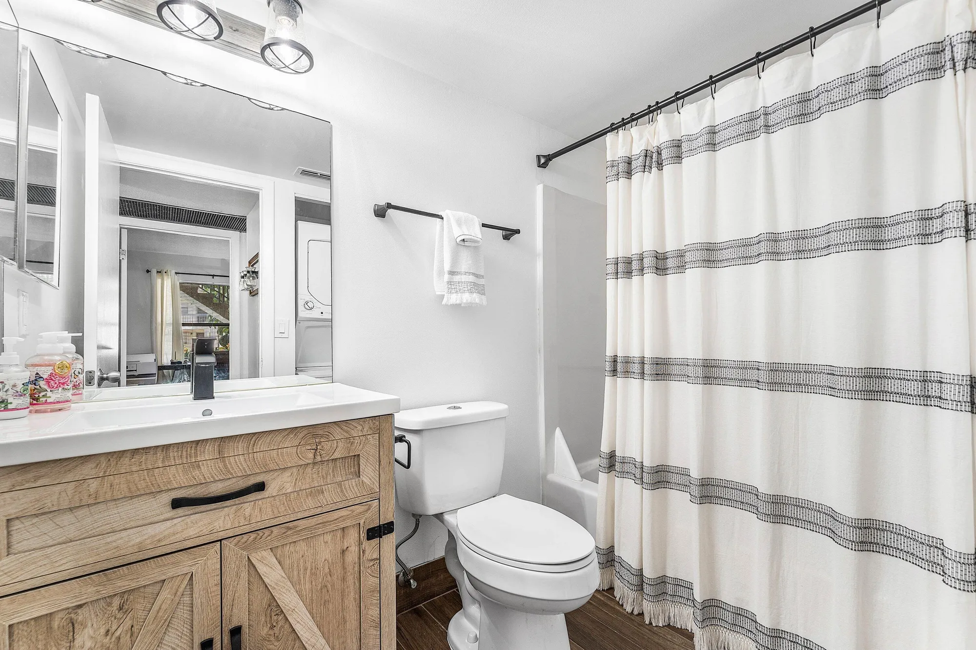 Property Slideshow image 20 of 27 | 7091 golf colony ct apt 104, Lake Worth, FL, 33467