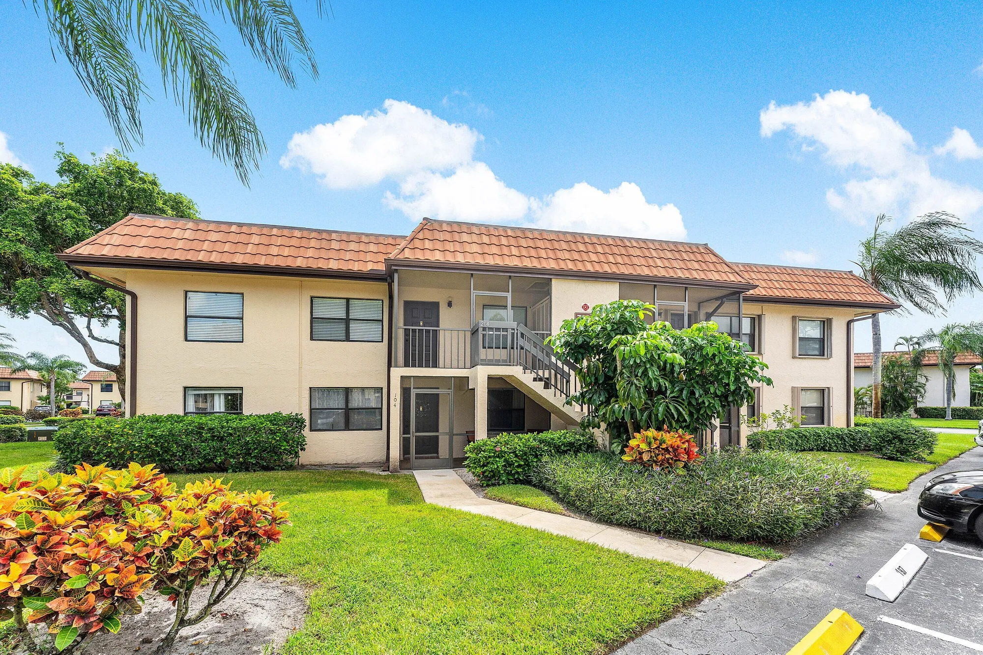 Property Slideshow image 1 of 27 | 7091 golf colony ct apt 104, Lake Worth, FL, 33467