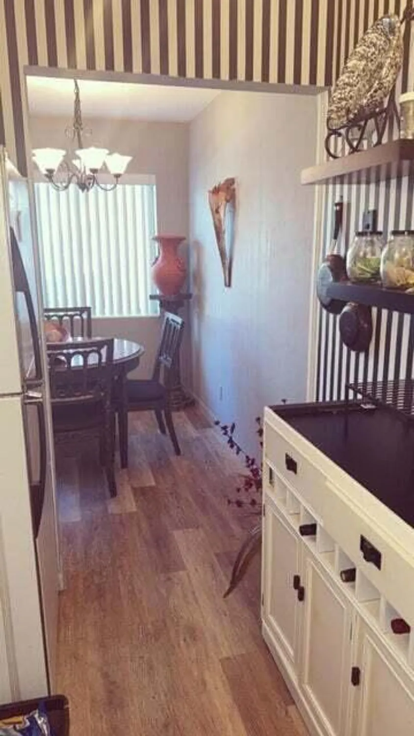 Property Slideshow image 9 of 21 | 2880 lake osborne dr 104, Lake Worth Beach, FL, 33461