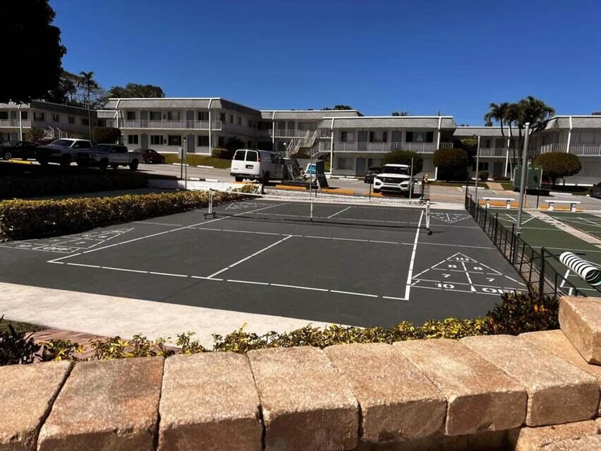 Property Slideshow image 18 of 21 | 2880 lake osborne dr 104, Lake Worth Beach, FL, 33461