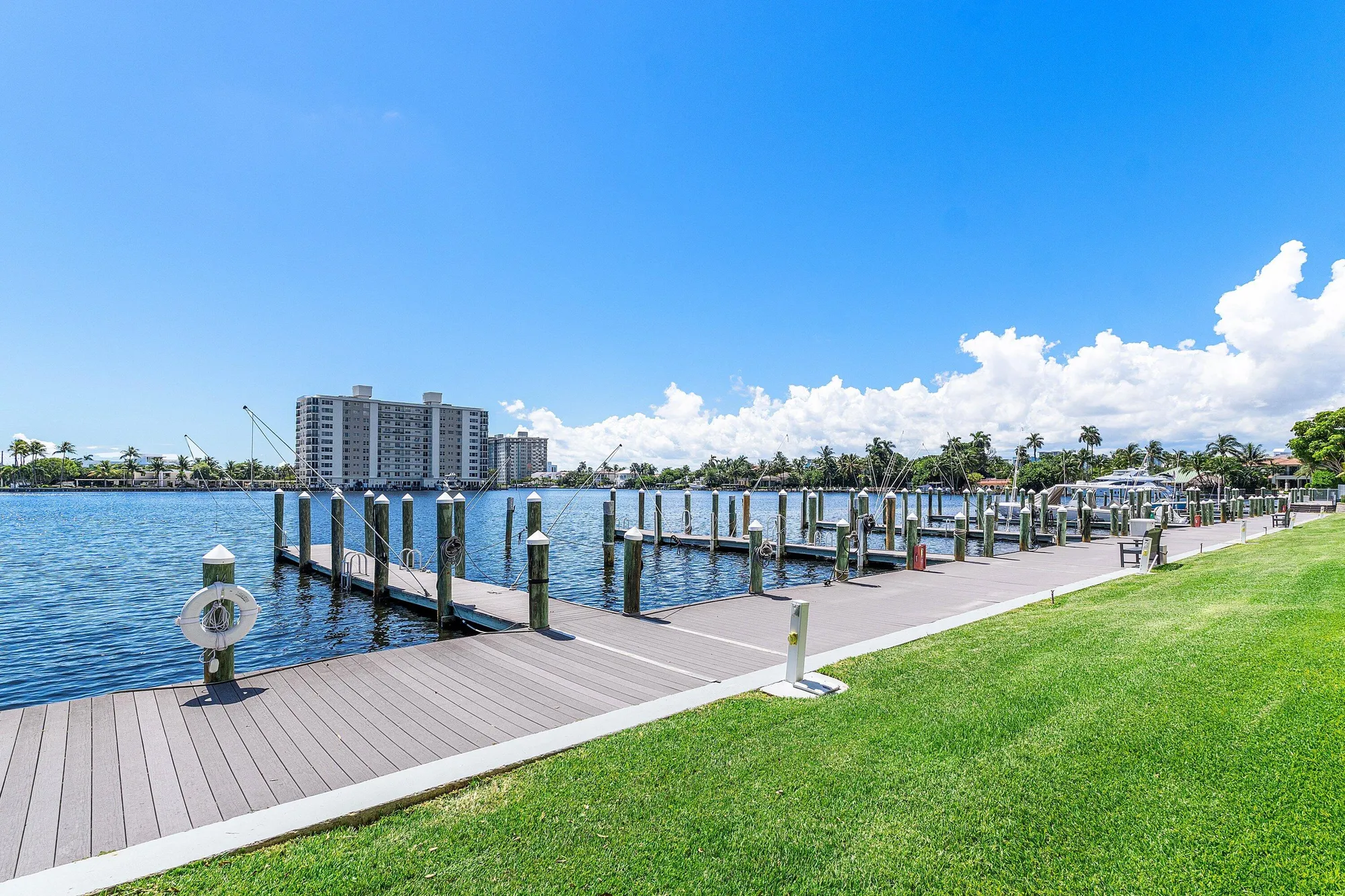 Property Slideshow image 31 of 40 | 220 macfarlane dr s-805, Delray Beach, FL, 33483