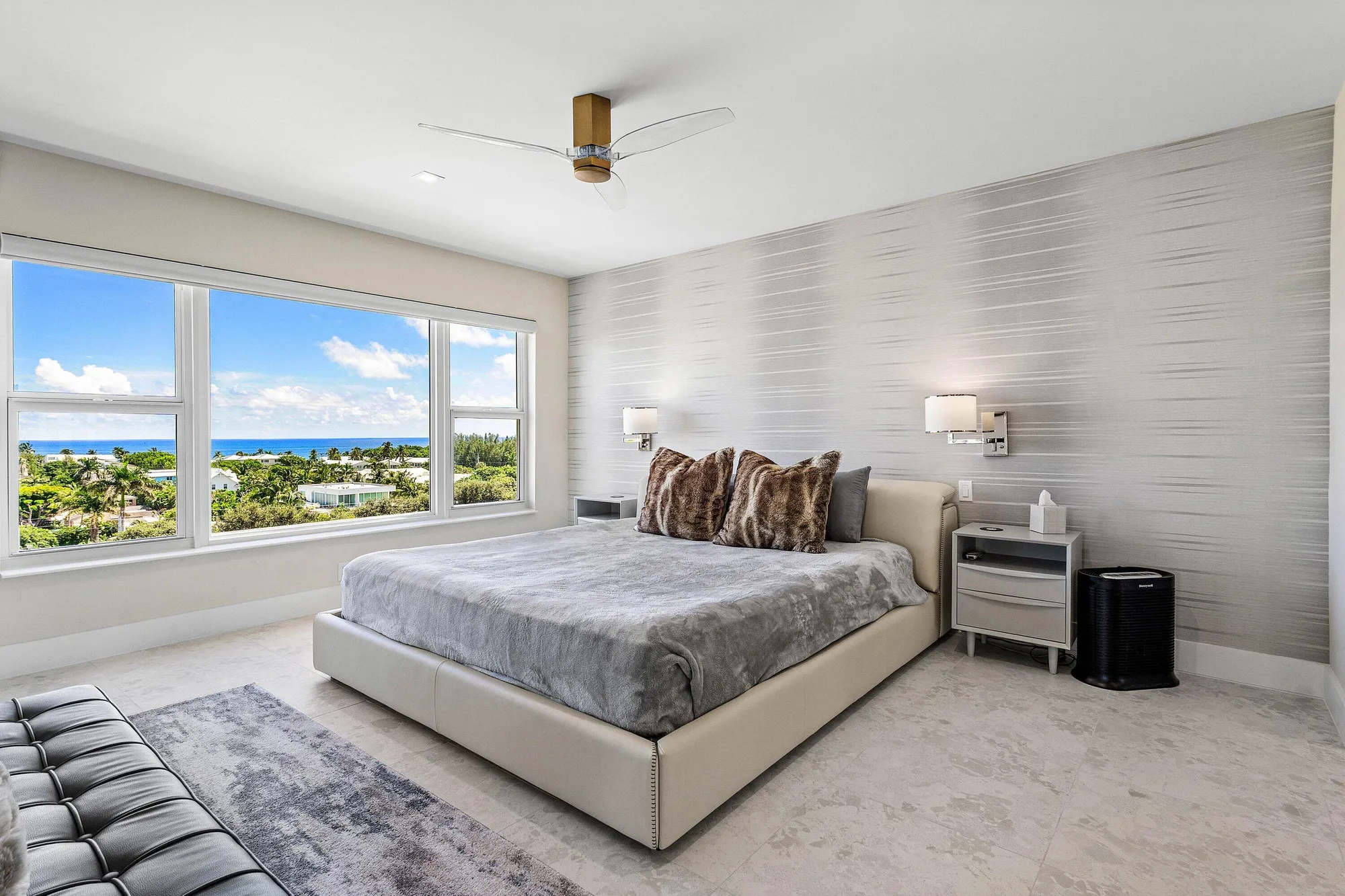 Property Slideshow image 14 of 40 | 220 macfarlane dr s-805, Delray Beach, FL, 33483