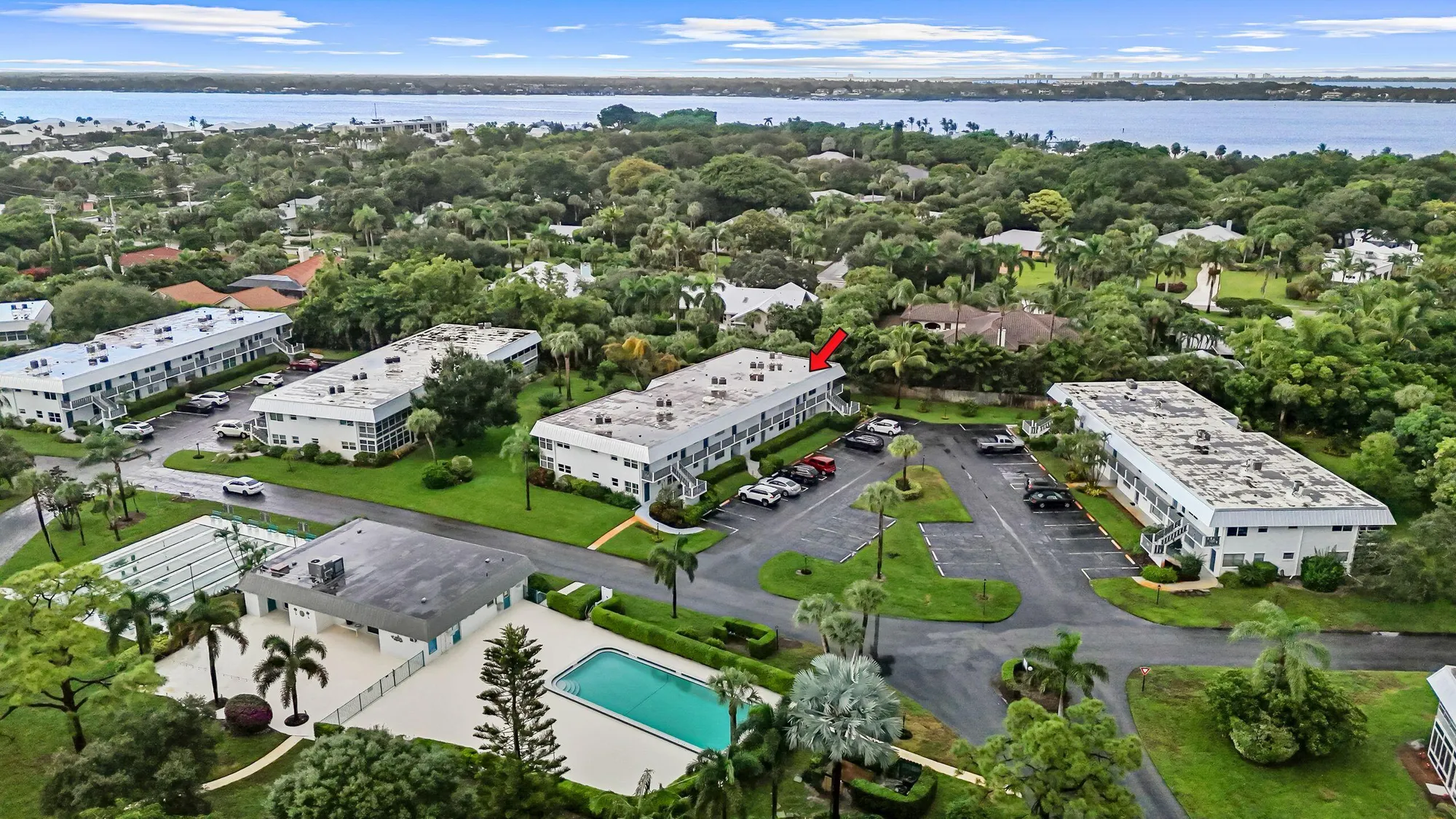 Property Slideshow image 1 of 27 | 2929 se ocean blvd 140-6, Stuart, FL, 34996