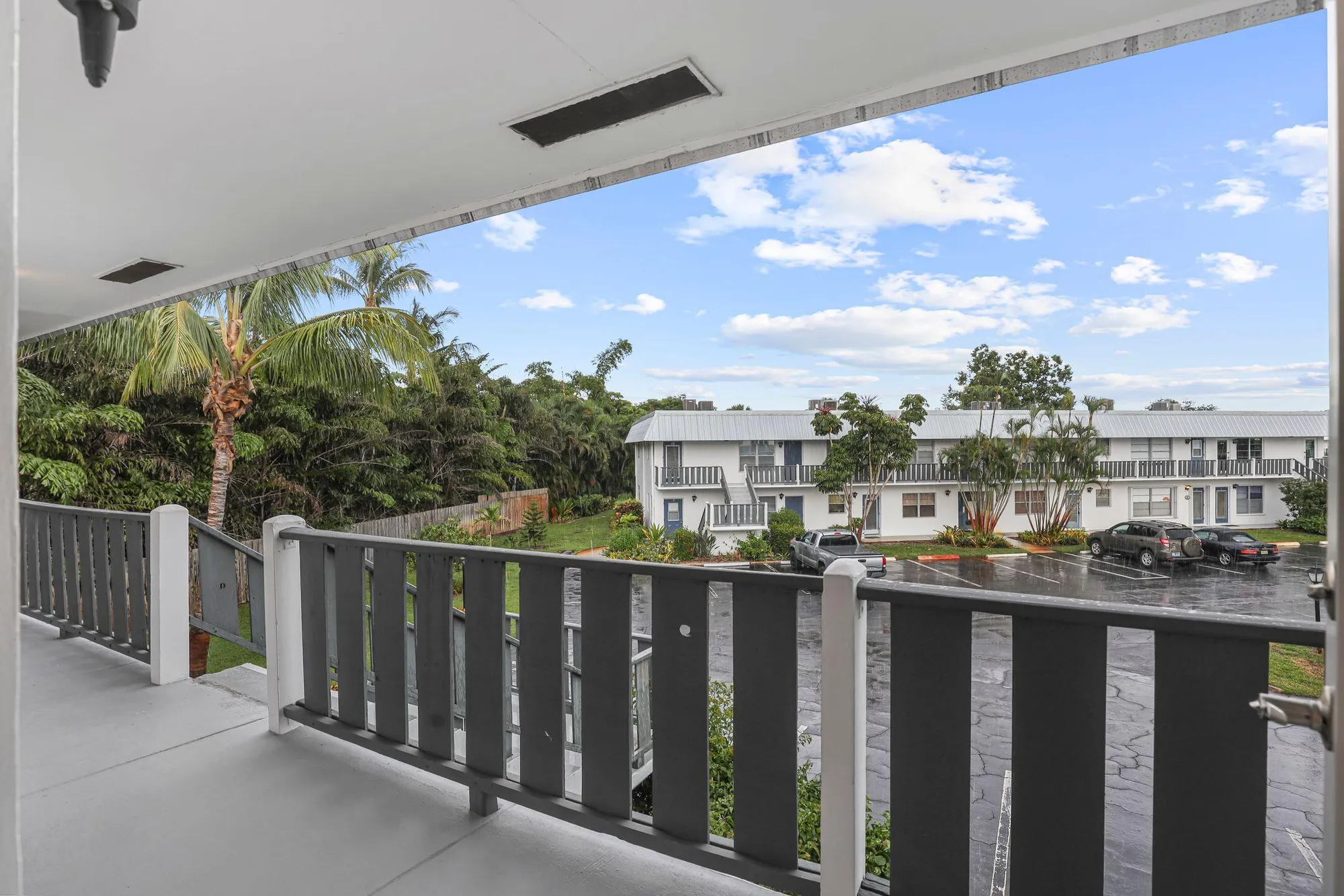 Property Slideshow image 16 of 27 | 2929 se ocean blvd 140-6, Stuart, FL, 34996