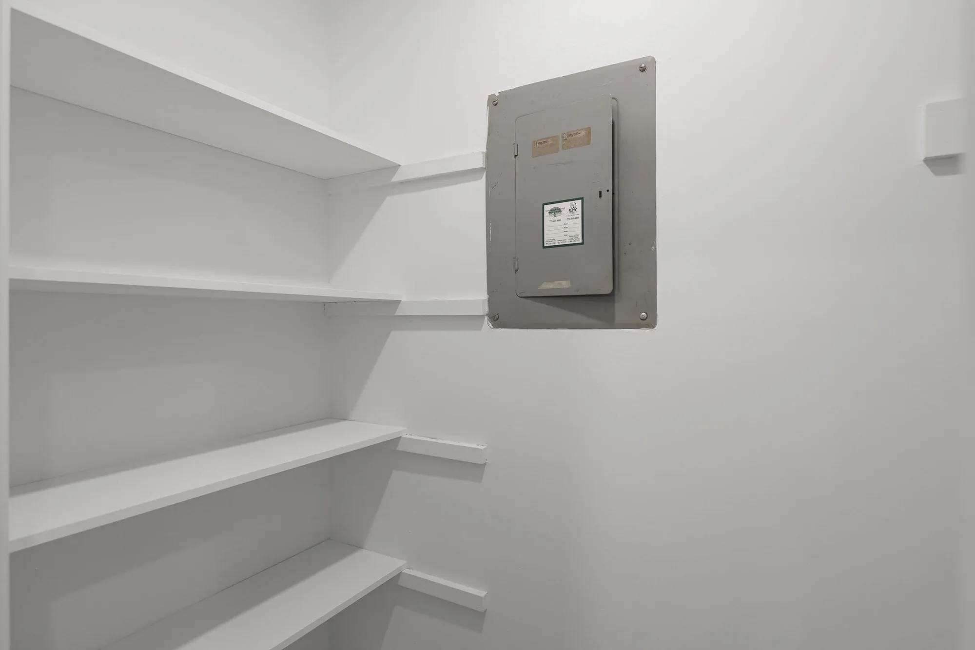 Property Slideshow image 20 of 27 | 2929 se ocean blvd 140-6, Stuart, FL, 34996