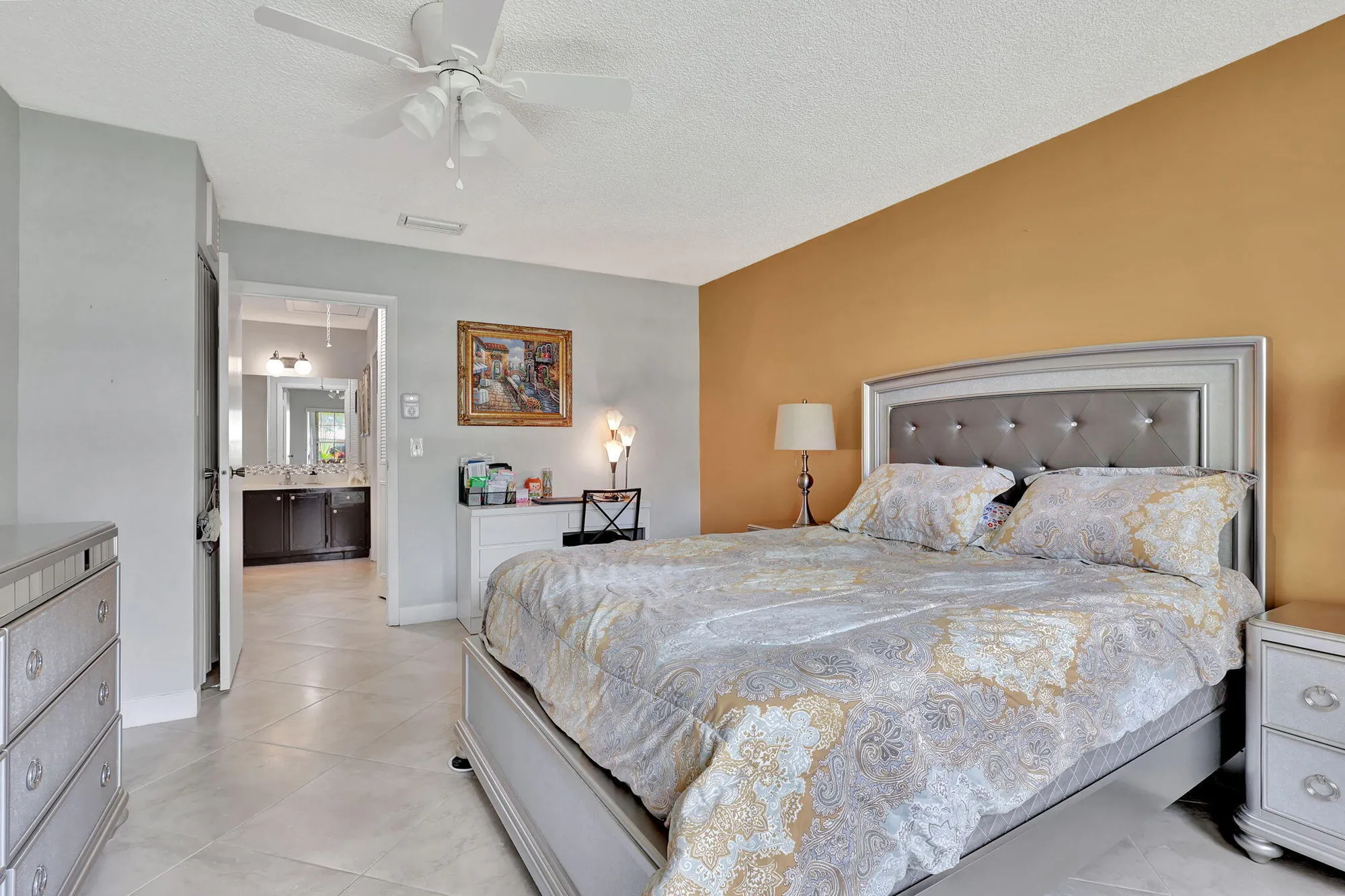 Property Slideshow image 17 of 48 | 165 amherst ln, Lake Worth, FL, 33467