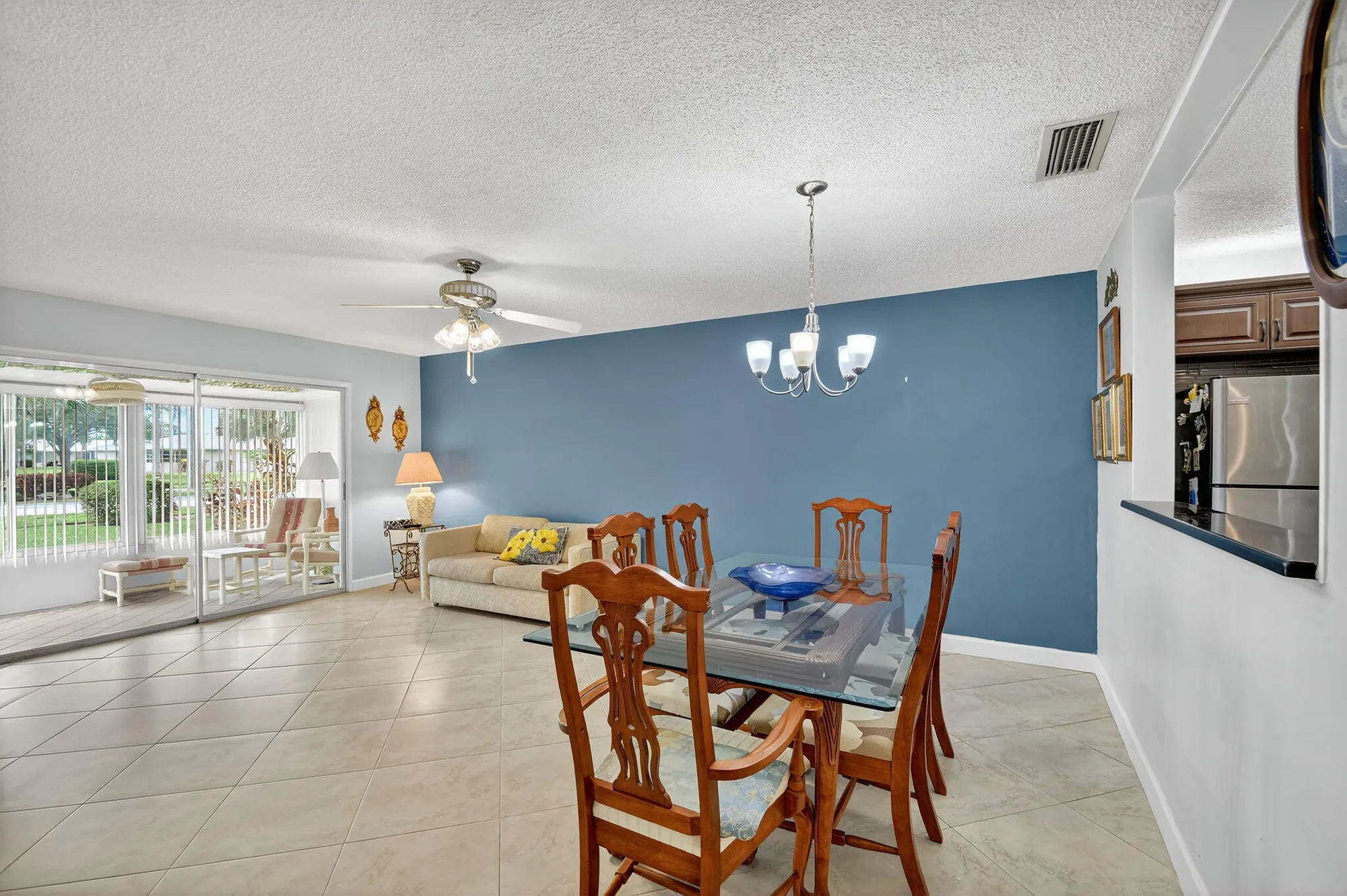 Property Slideshow image 6 of 48 | 165 amherst ln, Lake Worth, FL, 33467