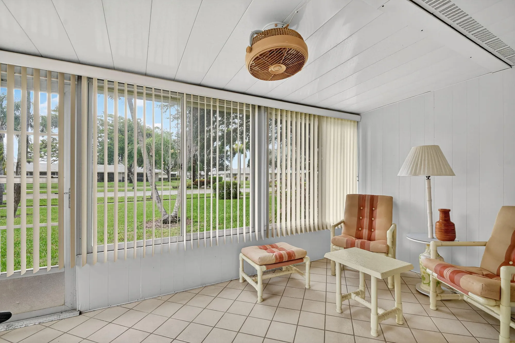 Property Slideshow image 24 of 48 | 165 amherst ln, Lake Worth, FL, 33467