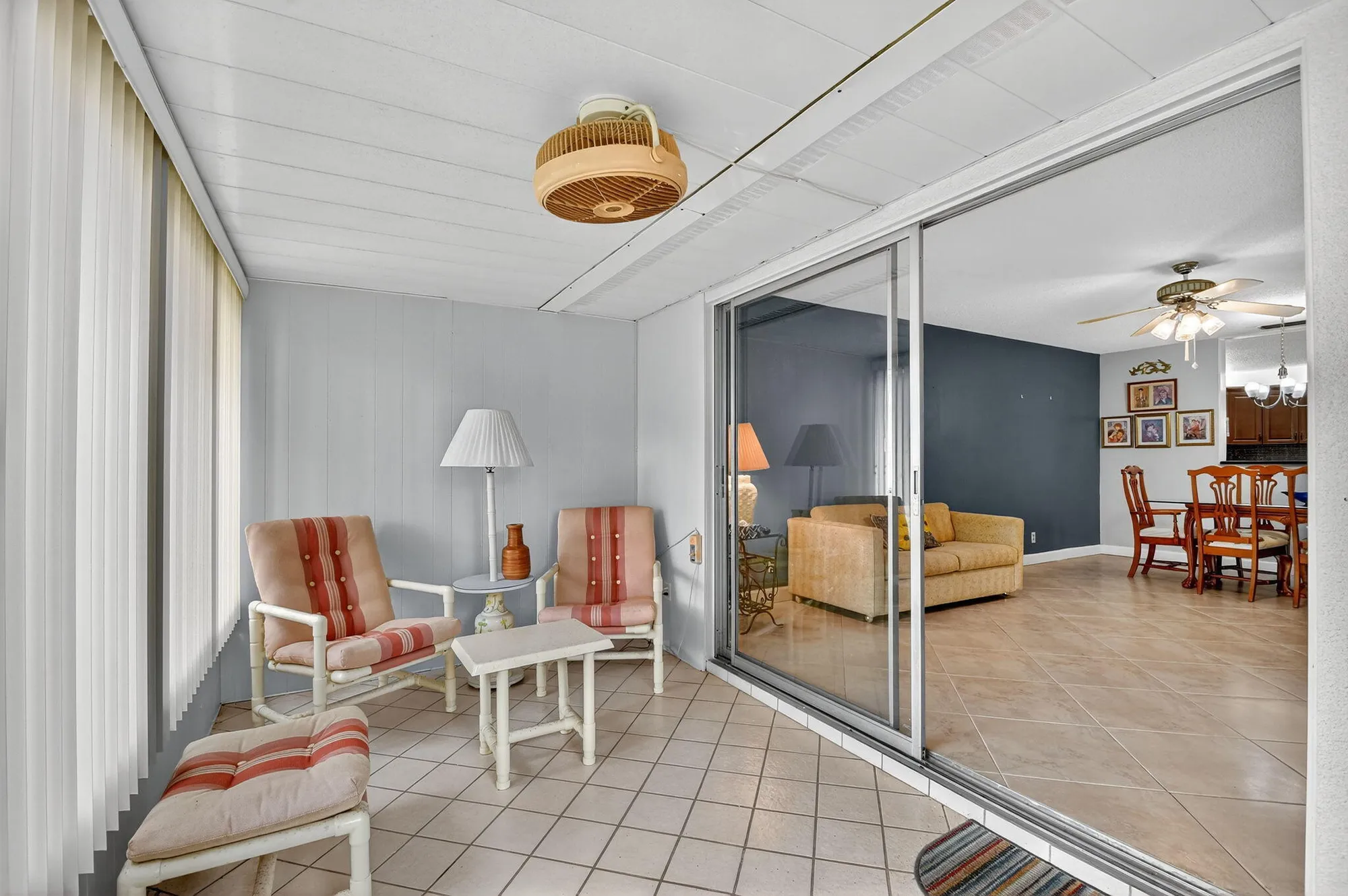 Property Slideshow image 25 of 48 | 165 amherst ln, Lake Worth, FL, 33467