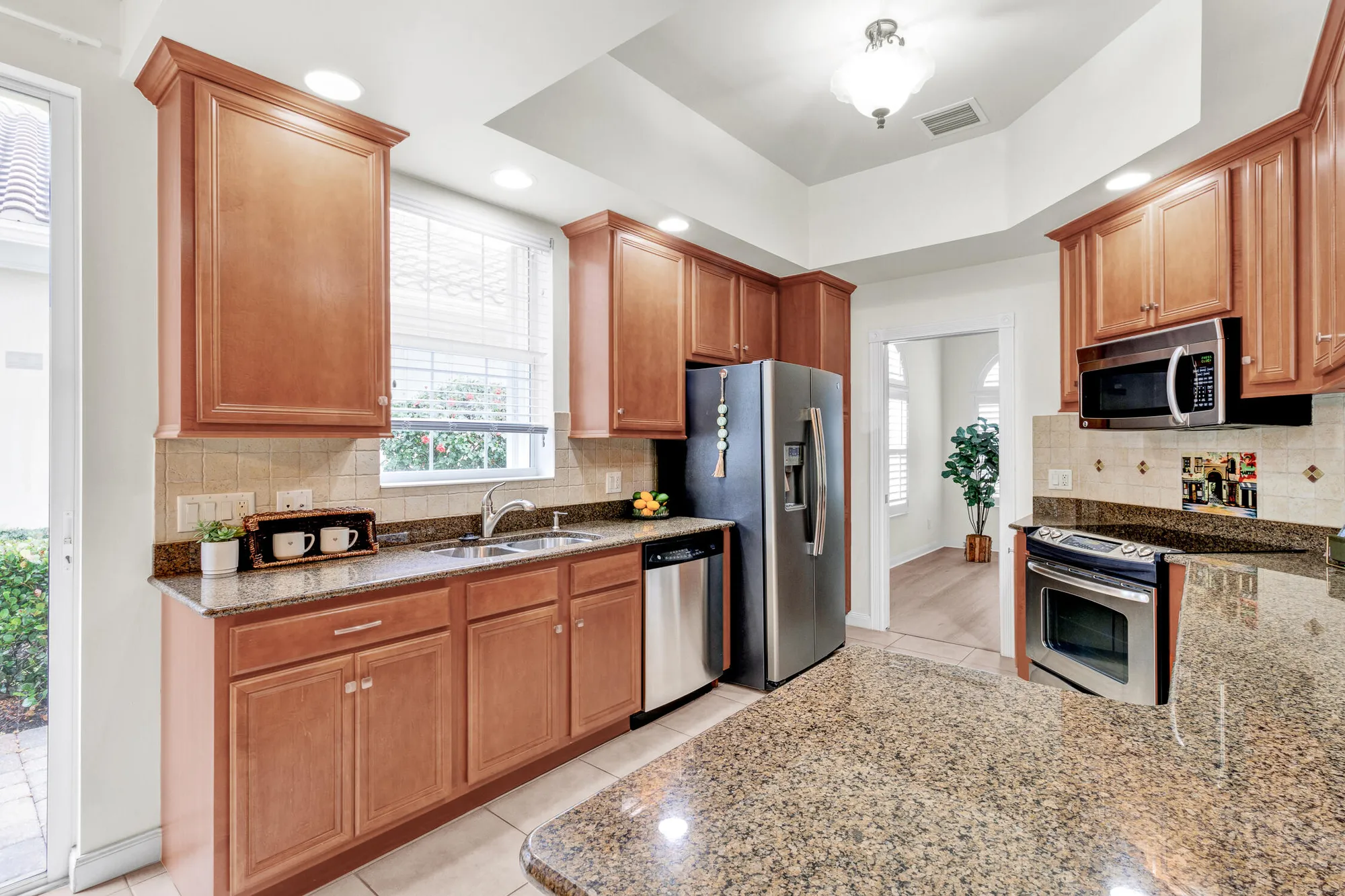 Property Slideshow image 6 of 35 | 5194 eleuthra cir, Vero Beach, FL, 32967