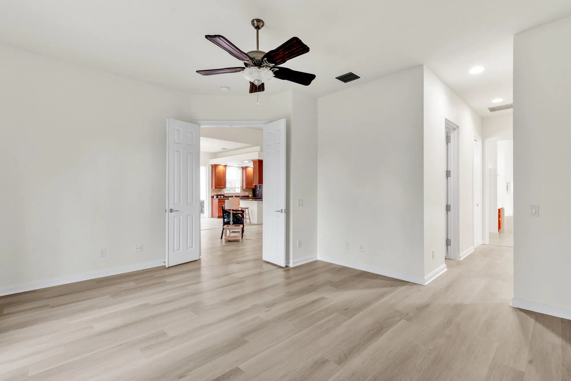 Property Slideshow image 8 of 35 | 5194 eleuthra cir, Vero Beach, FL, 32967