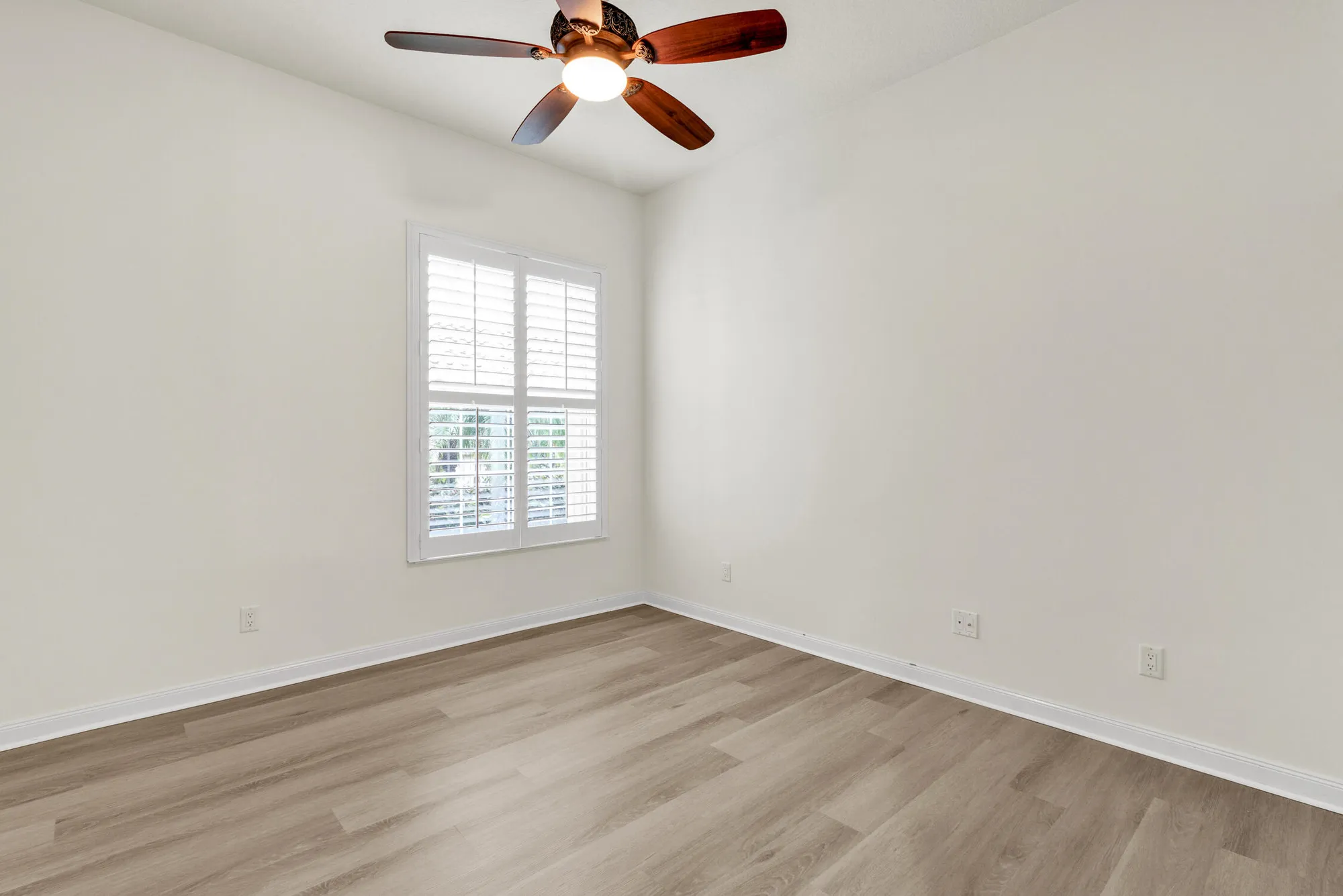 Property Slideshow image 25 of 35 | 5194 eleuthra cir, Vero Beach, FL, 32967