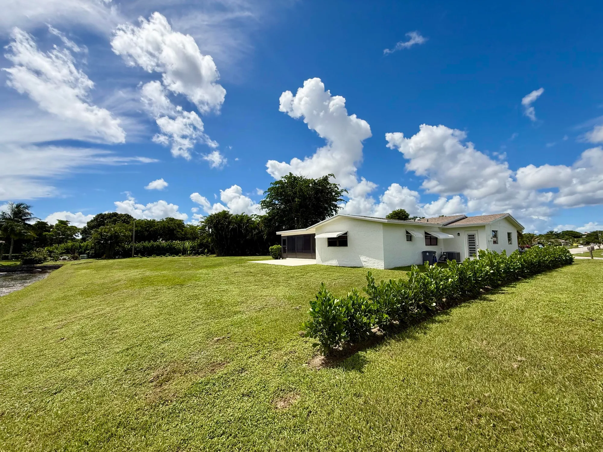 Property Slideshow image 32 of 42 | 14690 country side ln, Delray Beach, FL, 33484