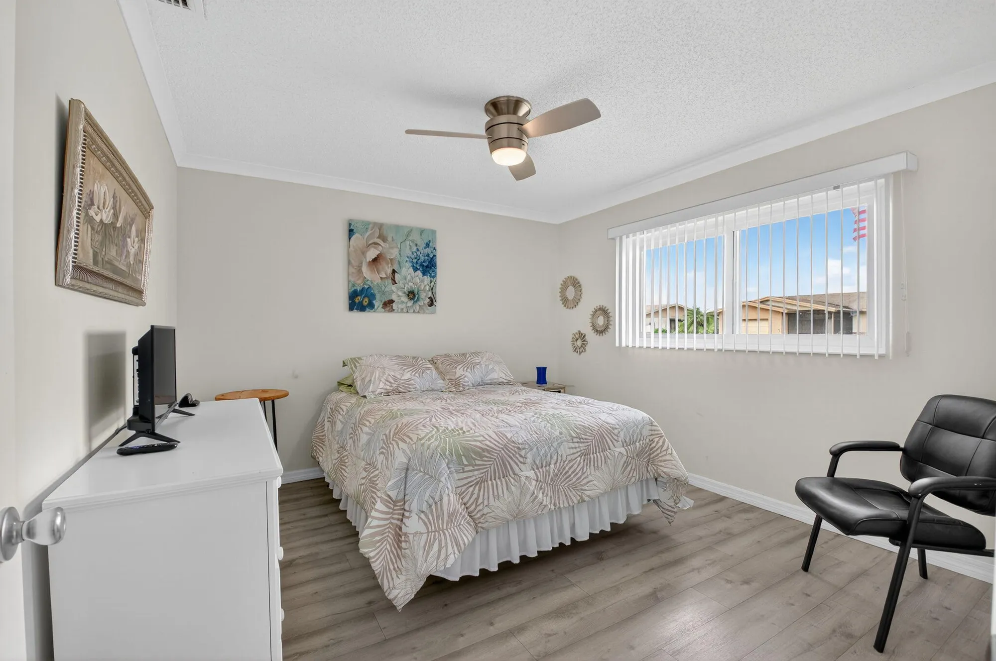 Property Slideshow image 23 of 42 | 6318 overland dr, Delray Beach, FL, 33484