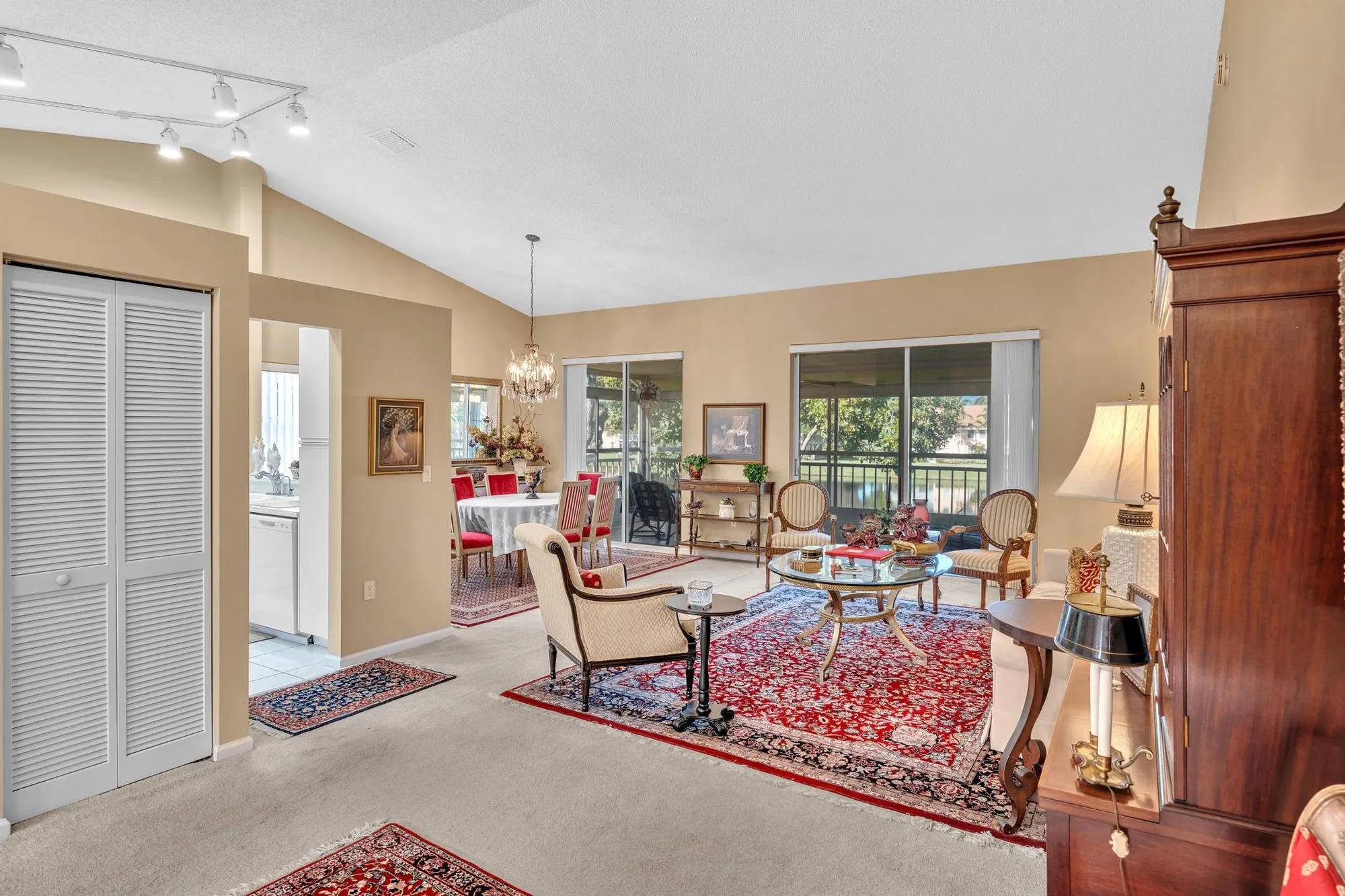 Property Slideshow image 30 of 90 | 9589 shadybrook dr apt 201, Boynton Beach, FL, 33437