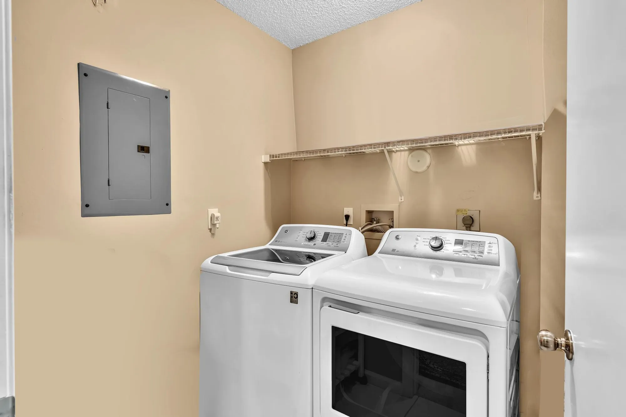 Property Slideshow image 65 of 90 | 9589 shadybrook dr apt 201, Boynton Beach, FL, 33437