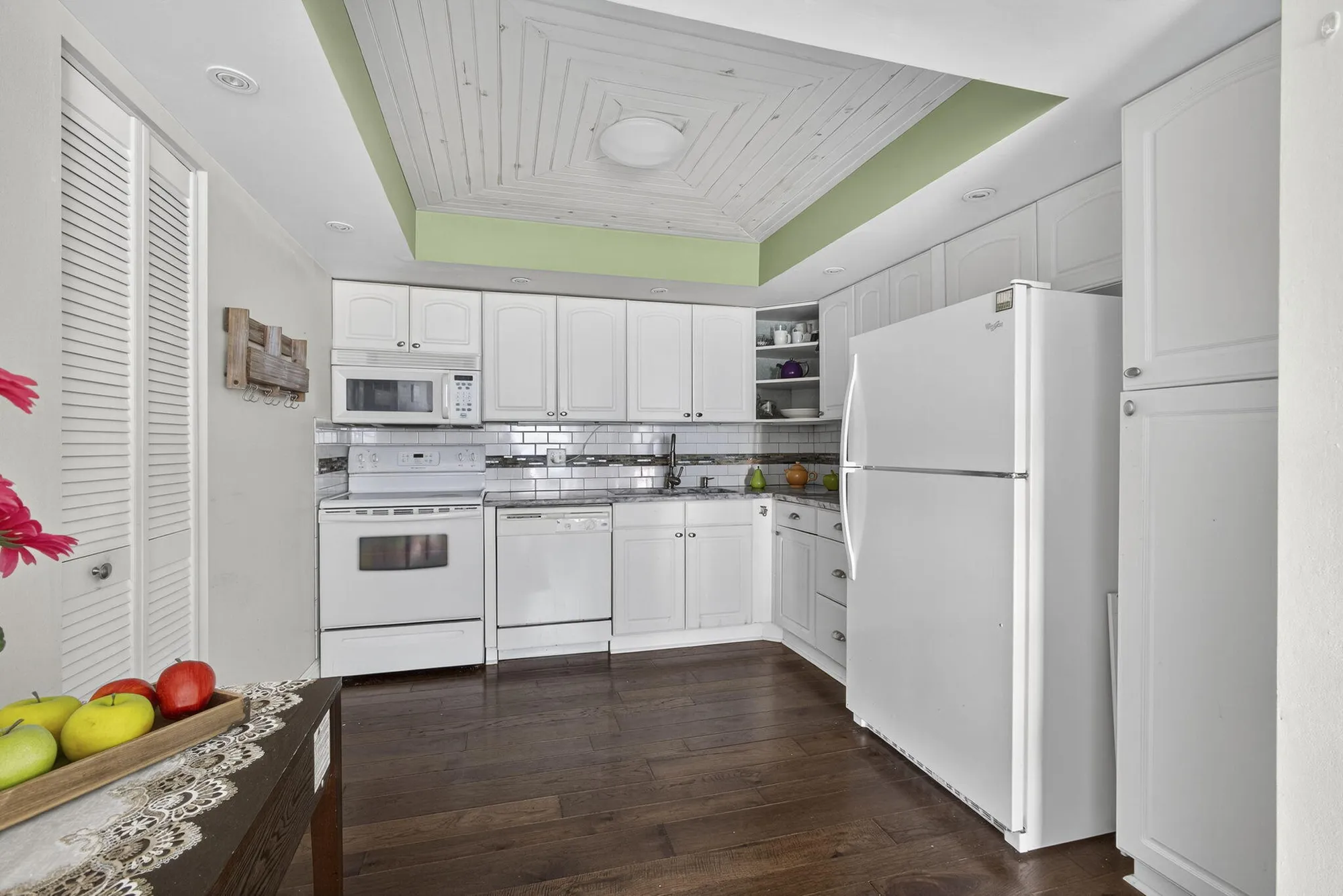 Property Slideshow image 9 of 82 | 101 greenbrier a, West Palm Beach, FL, 33417