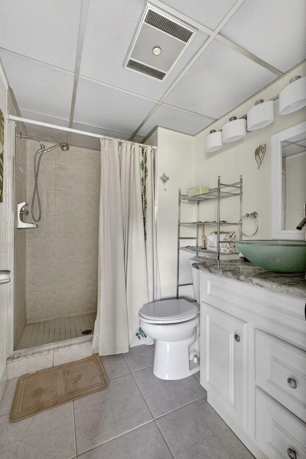 Property Slideshow image 14 of 82 | 101 greenbrier a, West Palm Beach, FL, 33417