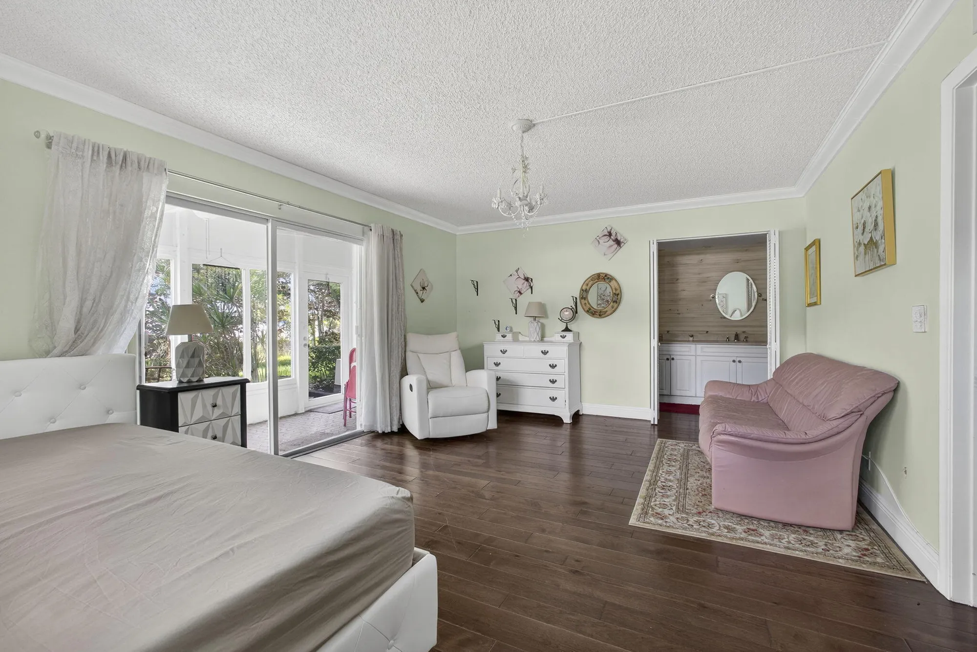 Property Slideshow image 18 of 82 | 101 greenbrier a, West Palm Beach, FL, 33417