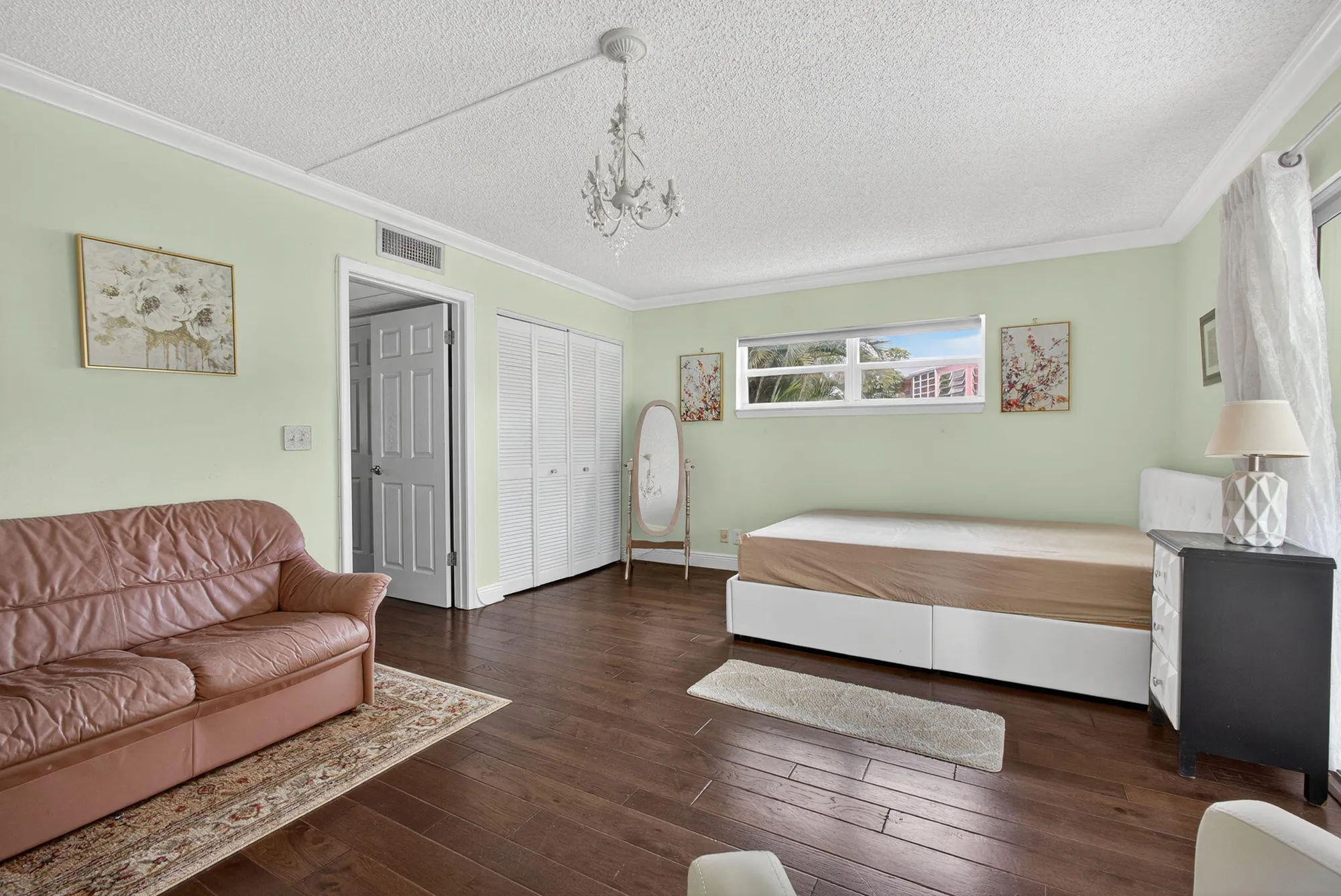 Property Slideshow image 17 of 82 | 101 greenbrier a, West Palm Beach, FL, 33417