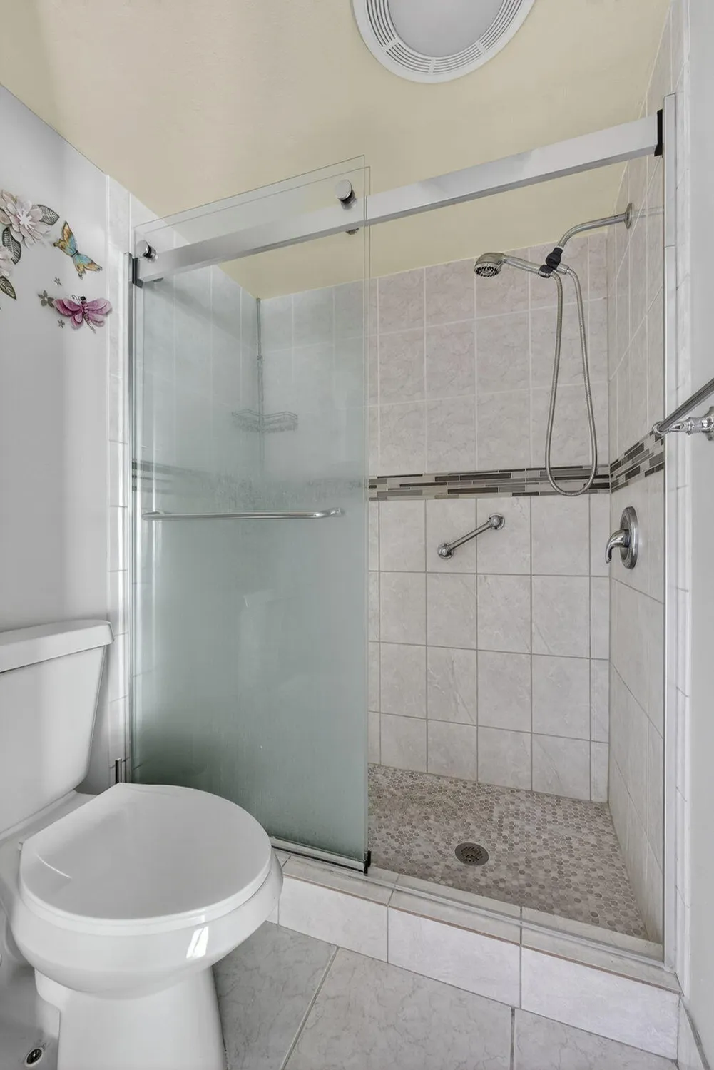 Property Slideshow image 21 of 82 | 101 greenbrier a, West Palm Beach, FL, 33417