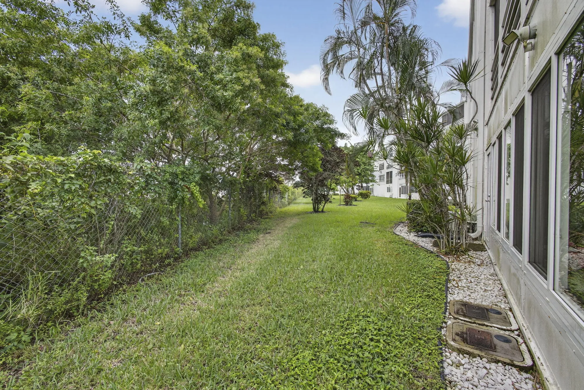 Property Slideshow image 32 of 82 | 101 greenbrier a, West Palm Beach, FL, 33417