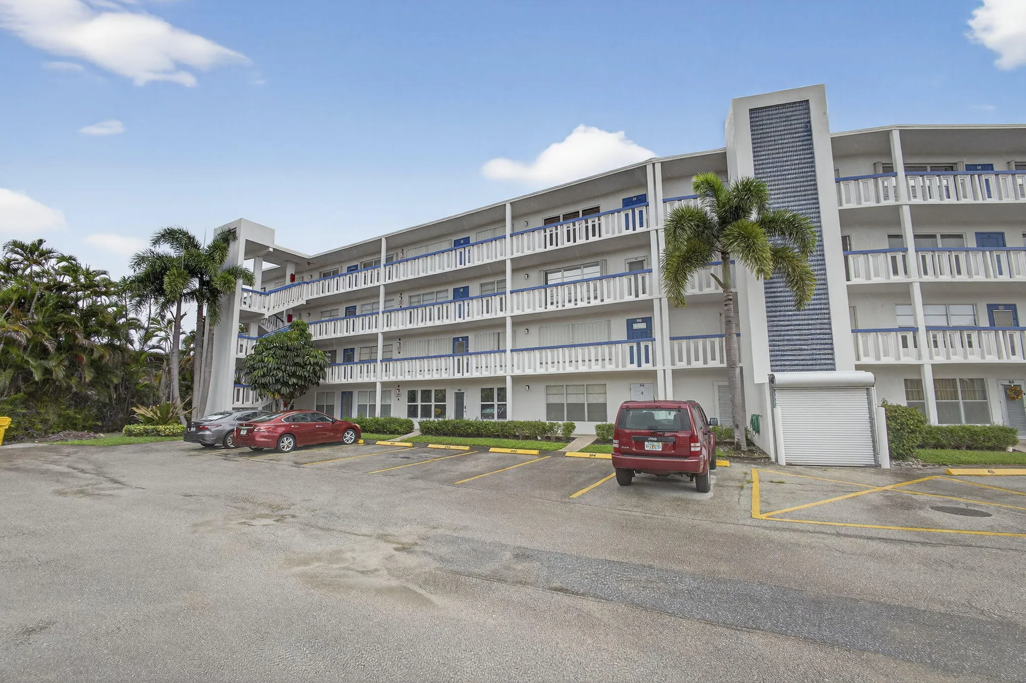 Property Slideshow image 35 of 82 | 101 greenbrier a, West Palm Beach, FL, 33417